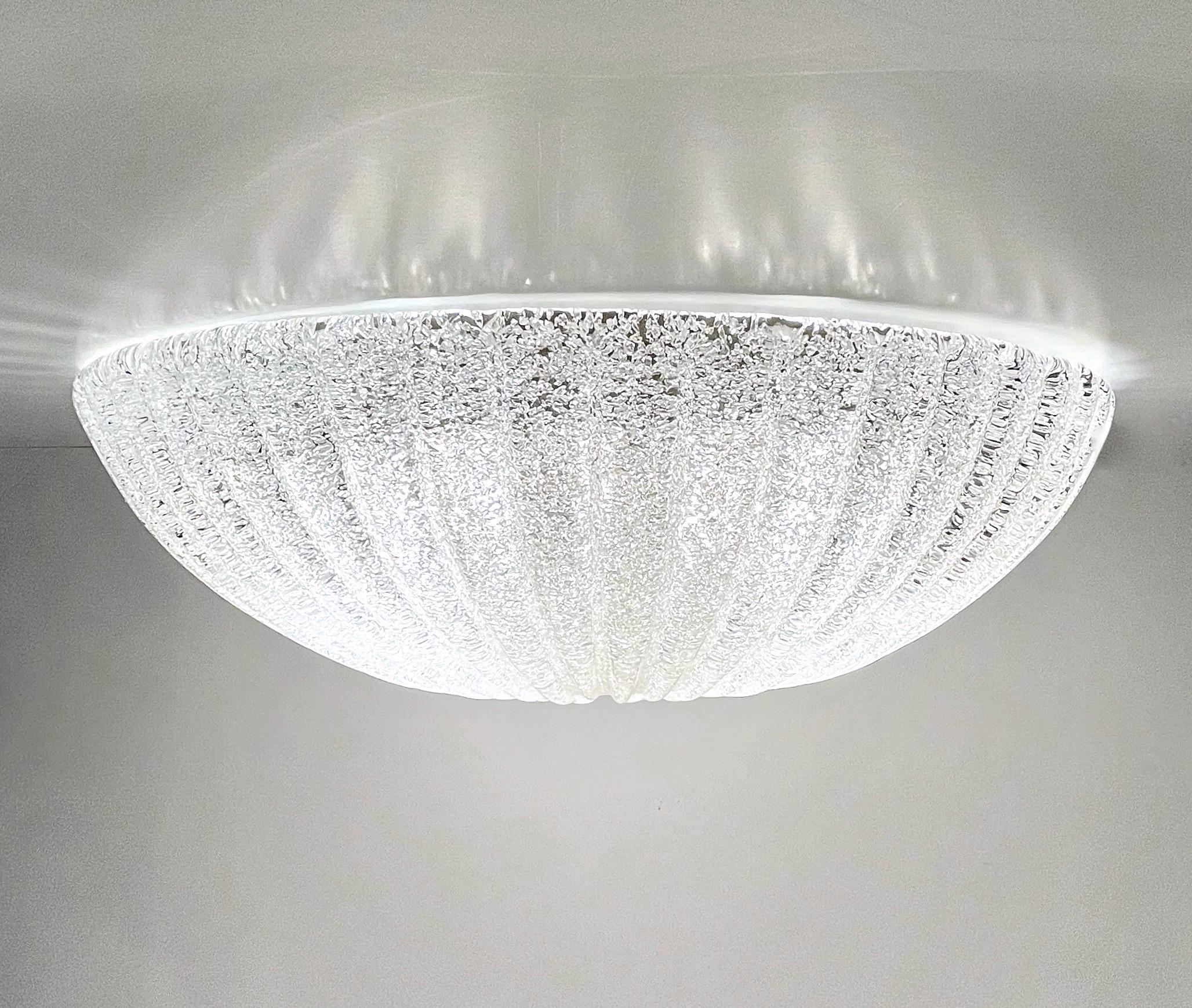 Italian Vistosi Reeded Frosted Crystal Clear Murano Glass Flushmount / Sconce In Excellent Condition In New York, NY