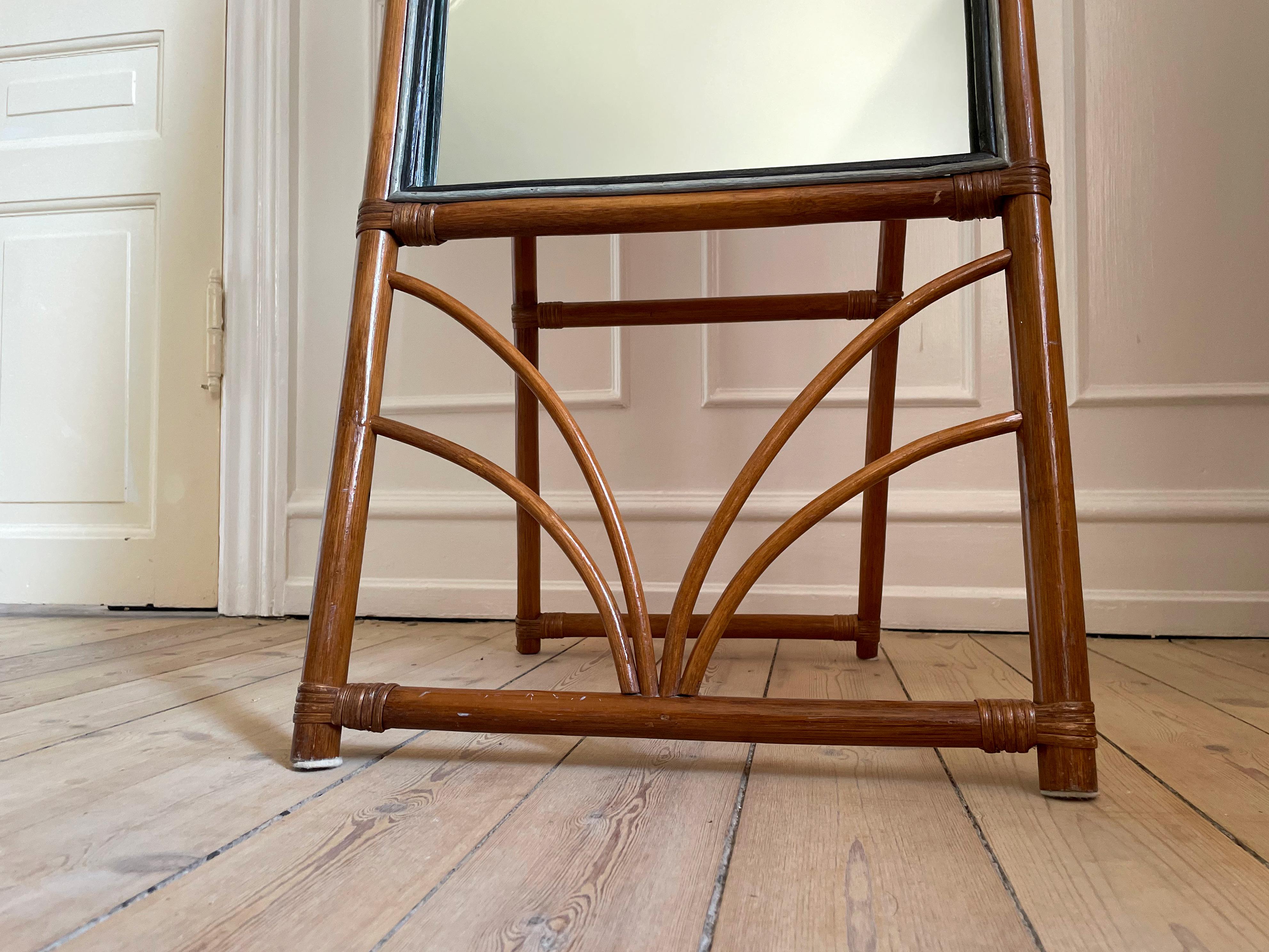 20th Century Italian Vivai del Sud Style Bamboo Arch Floor Mirror, 1970s