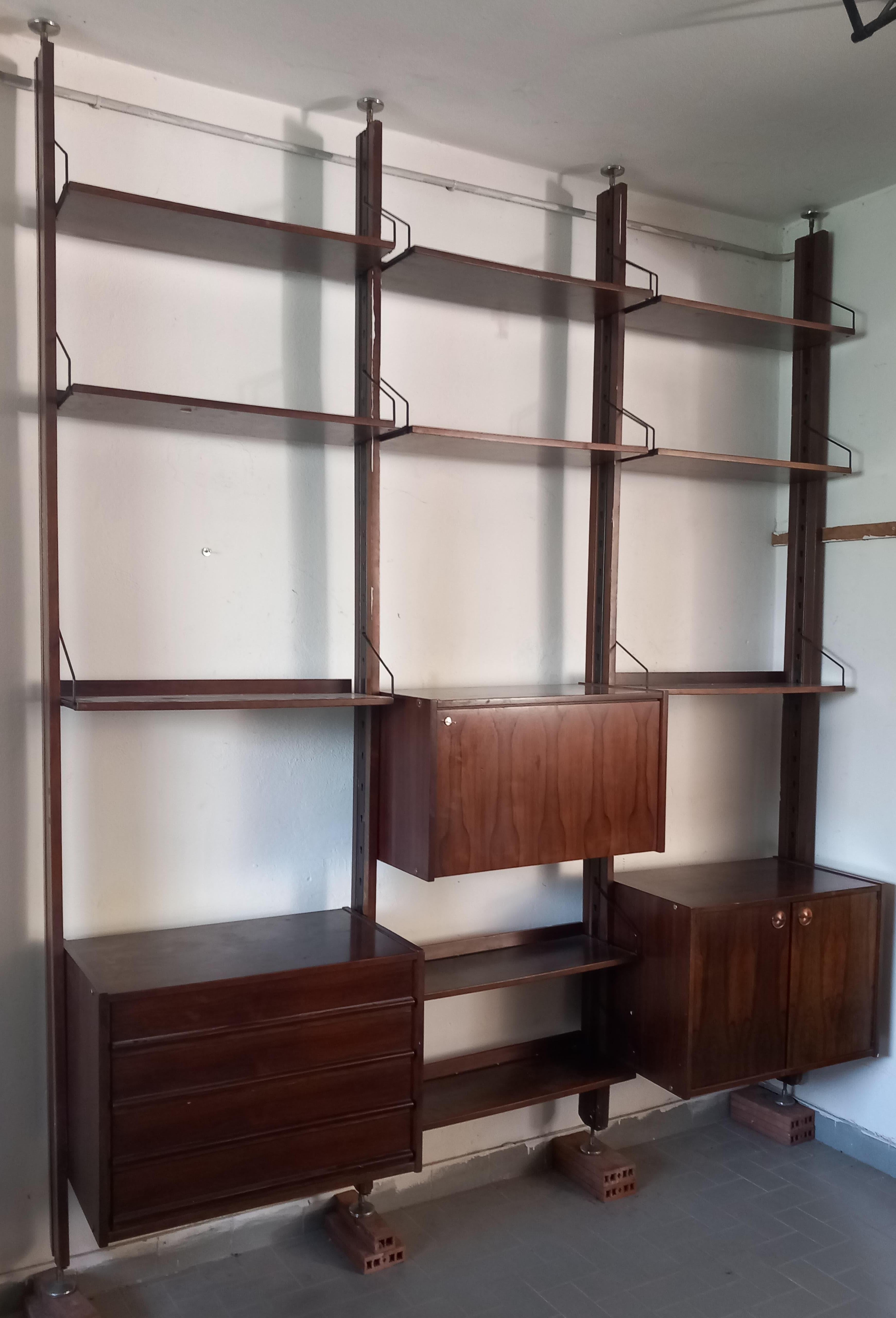 Mid-Century Modern Italian Wall Bookcase by Industria Mobili Barovero – Selex Series, 60s For Sale