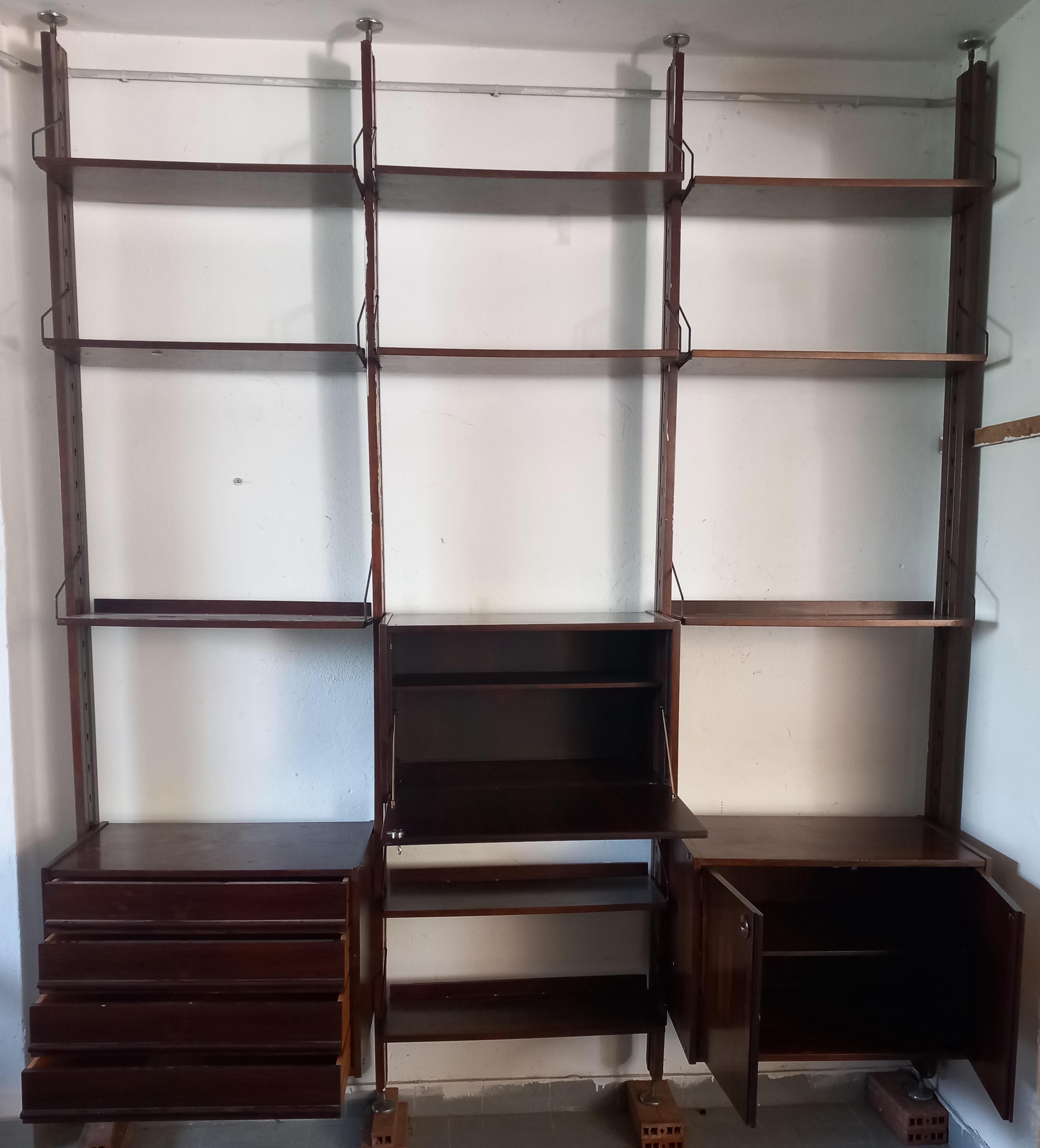 Italian Wall Bookcase by Industria Mobili Barovero – Selex Series, 60s For Sale 1