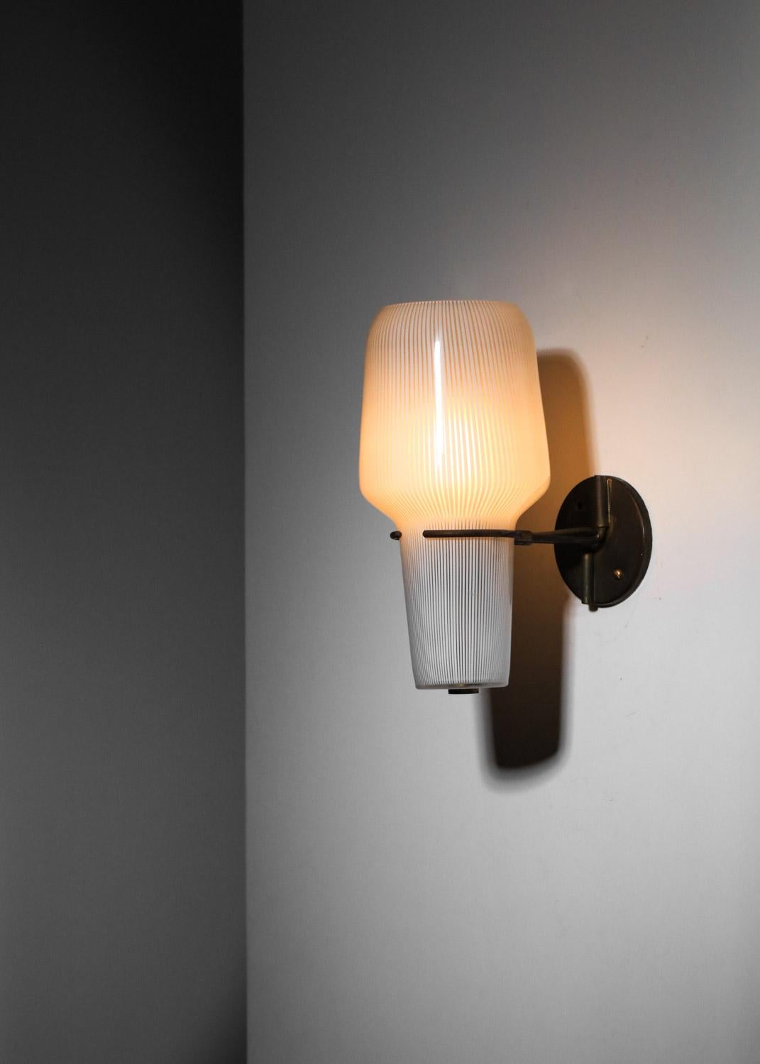 Lampada da parete italiana attribuita a Massimo Vignelli per Venini In condizioni buone in vendita a Ternay, Auvergne-Rhône-Alpes