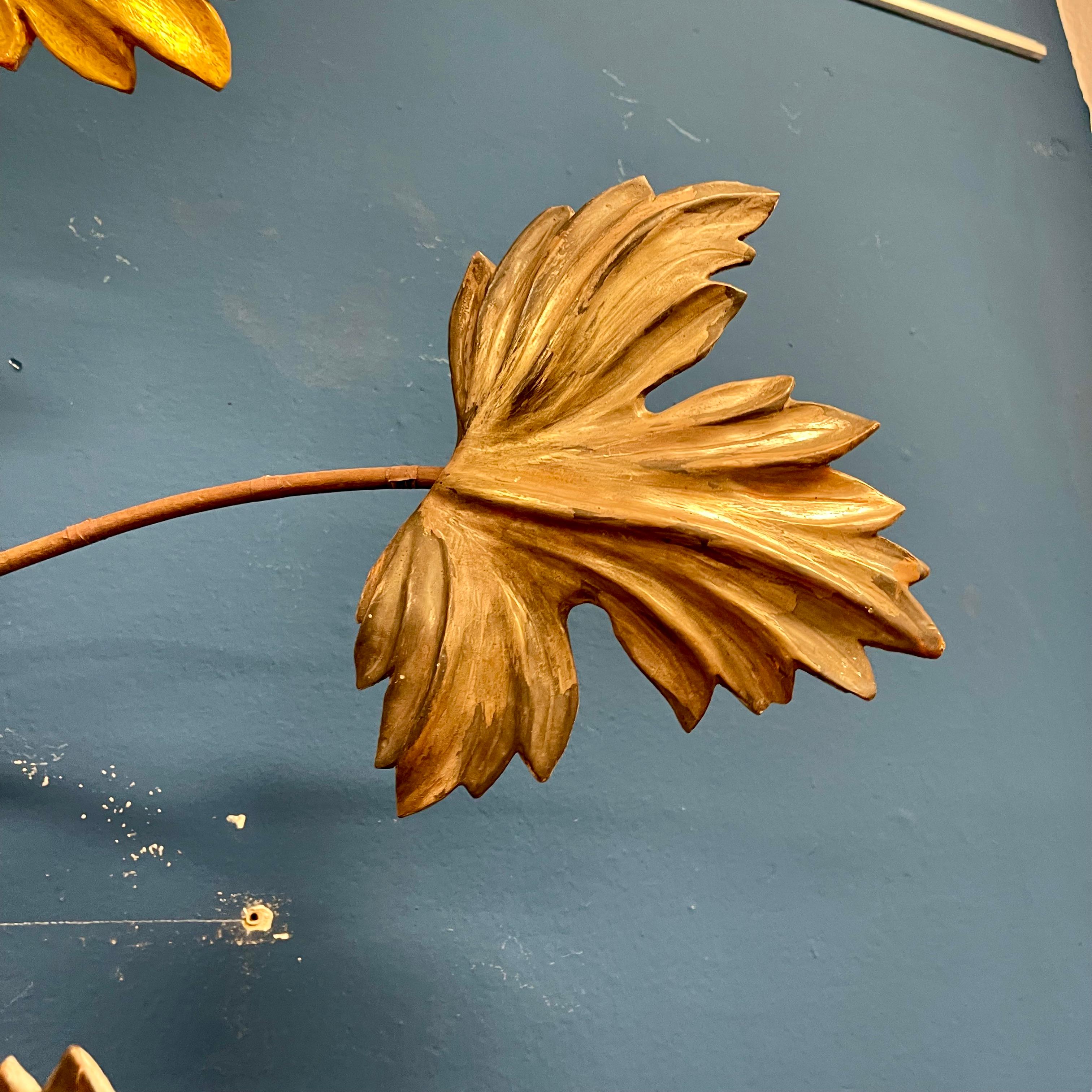 Italian Wall Lamp with Sculpted Wooden Leaves For Sale 2