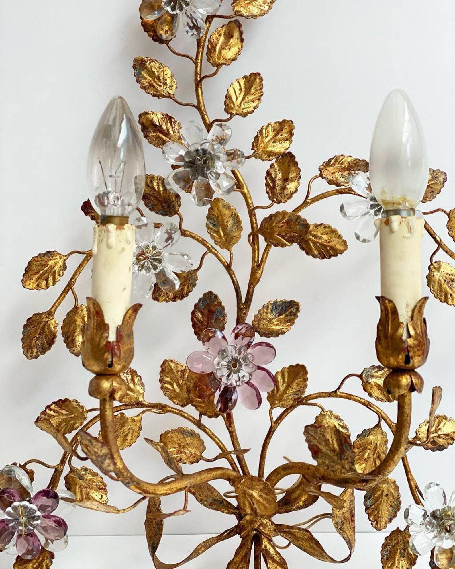 Italian Wall Light in Metal with Crystal Flowers, Banci Firenze Sconce, 1960 In Excellent Condition In Bastogne, BE