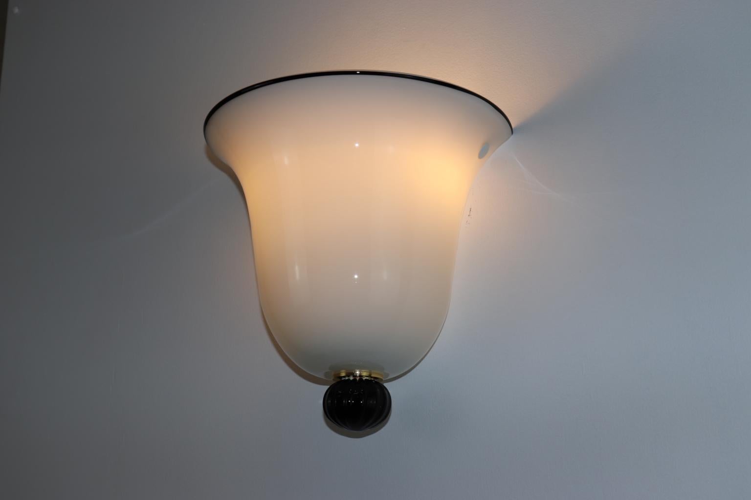Late 20th Century Italian Wall Light Milky White Murano Hand Blown Glass with Black Details For Sale