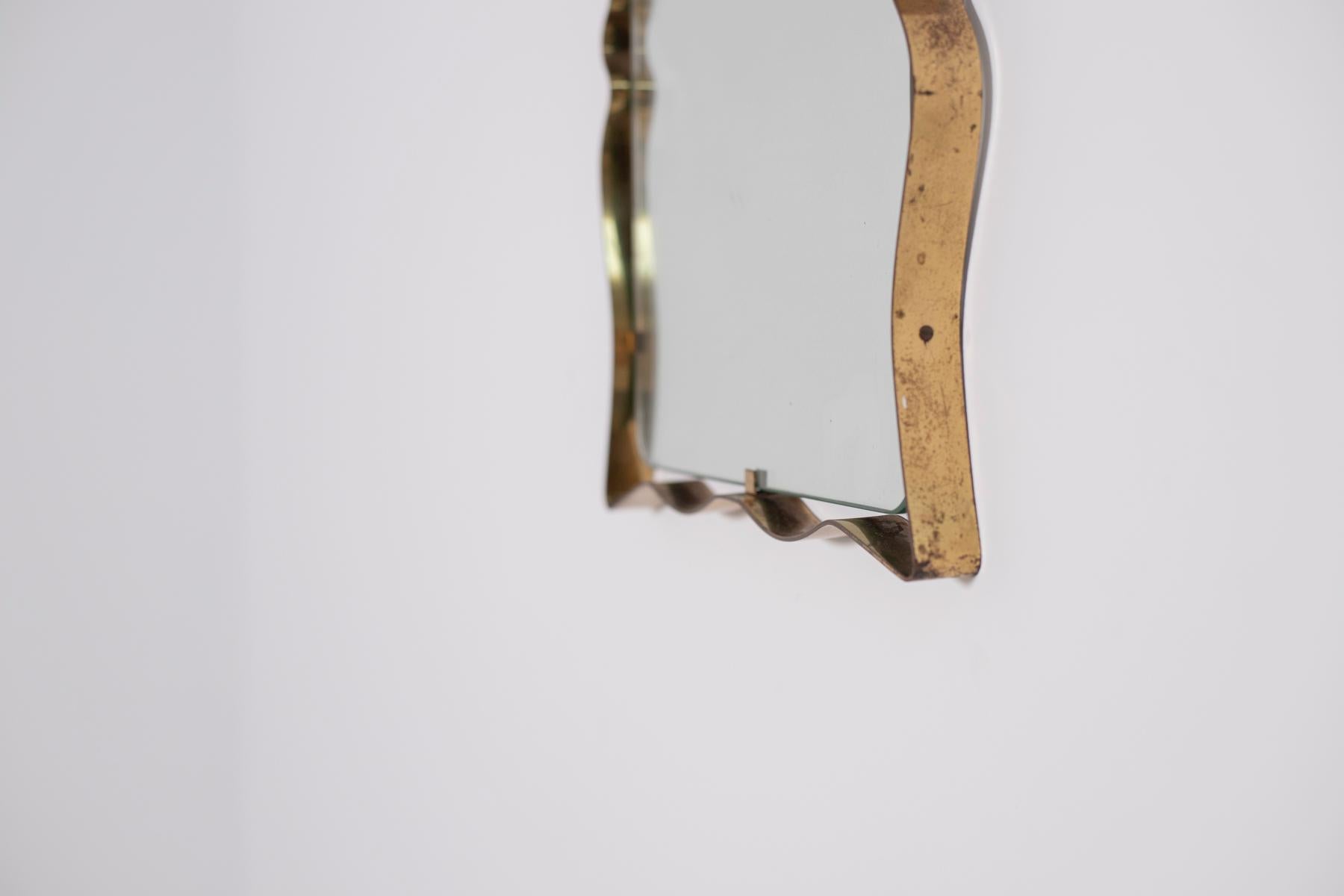 Mid-20th Century Italian Wall Mirror by Fontana Arte in Frame Brass and Glass, 1950