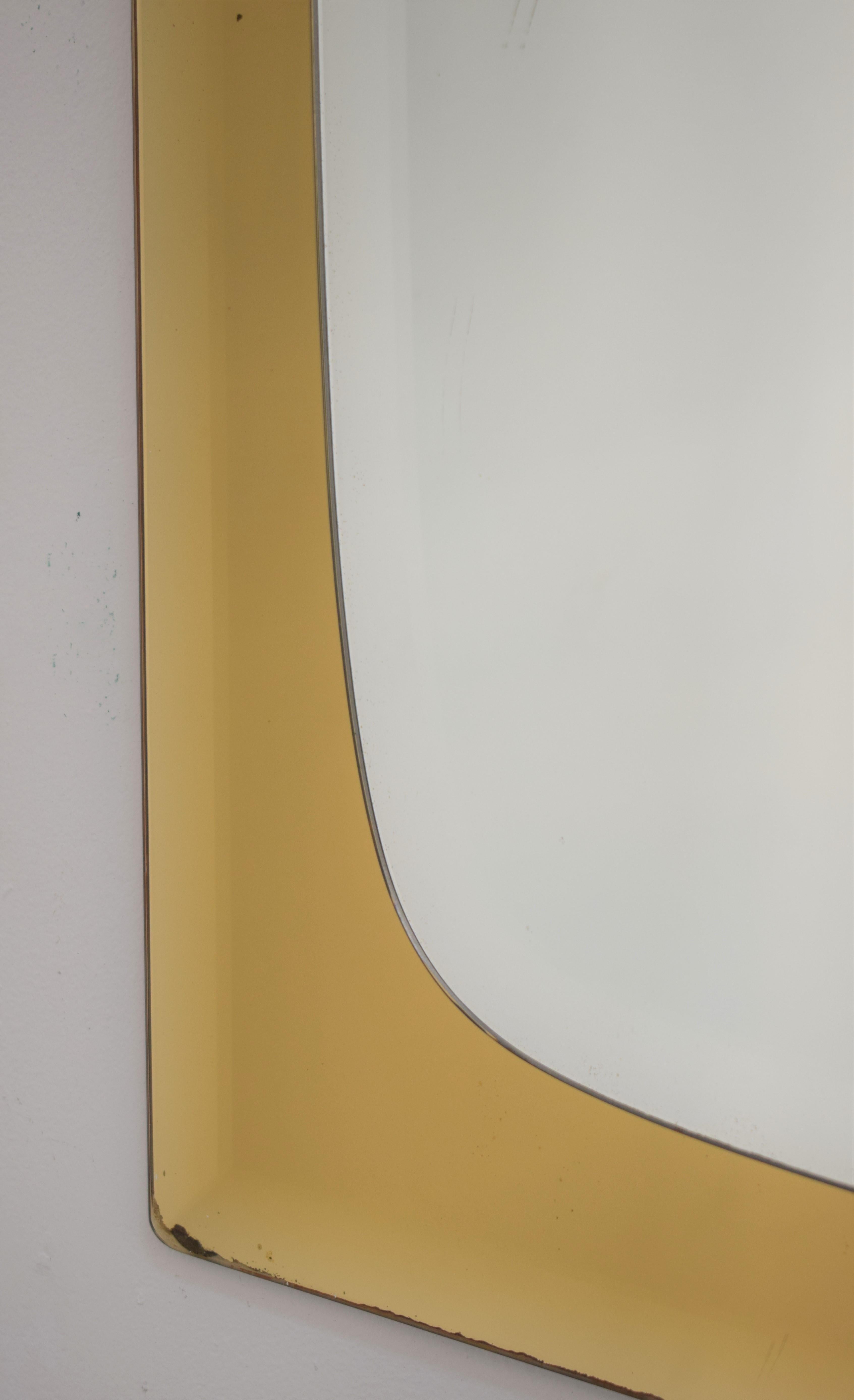 Mid-Century Modern Italian Wall Mirror in the Style of Fontana Arte, 1960s
