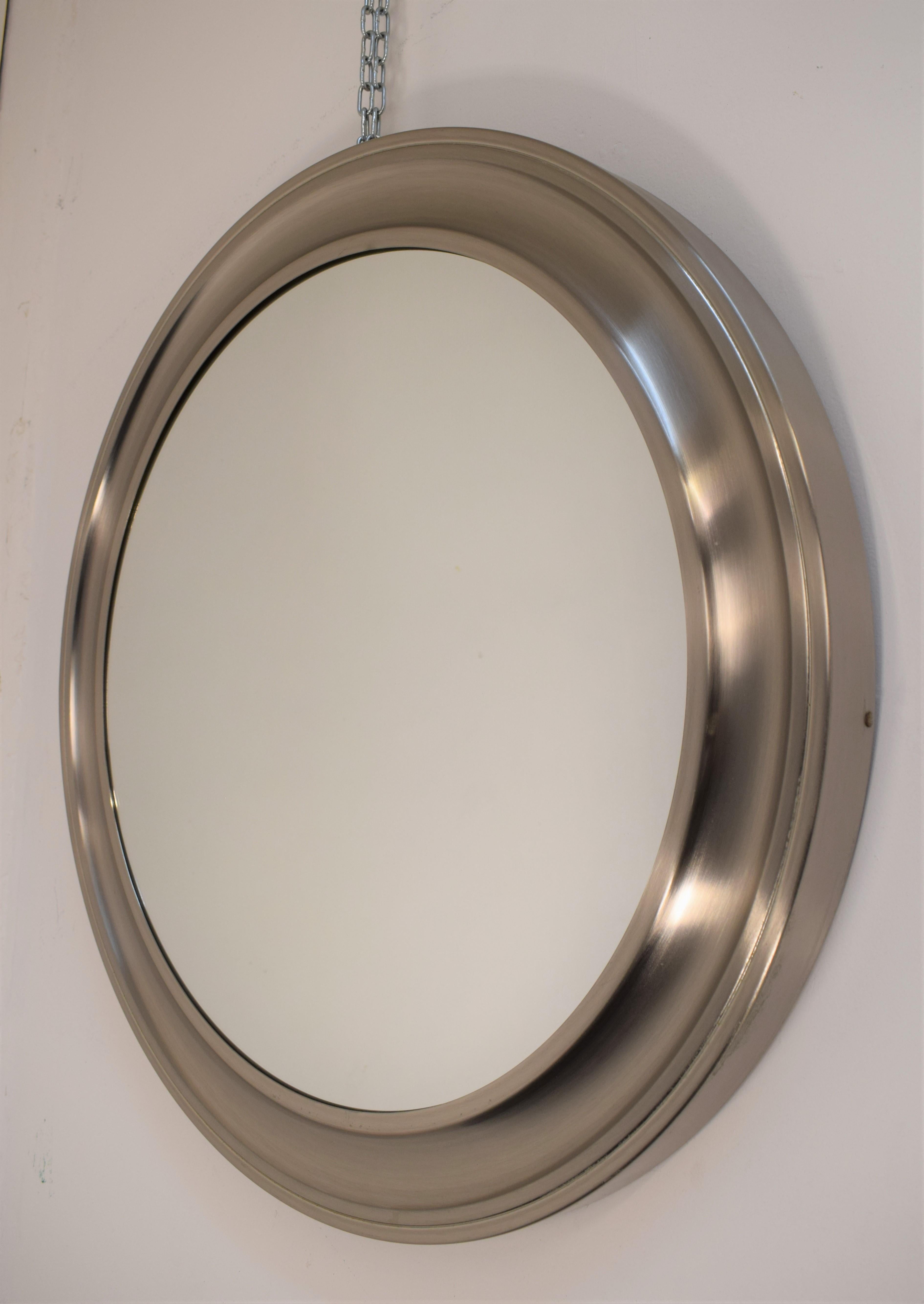 Italian wall mirror, Sergio Mazza style, 1970s.

Dimensions: D= 62 cm; Depth = 4 cm.