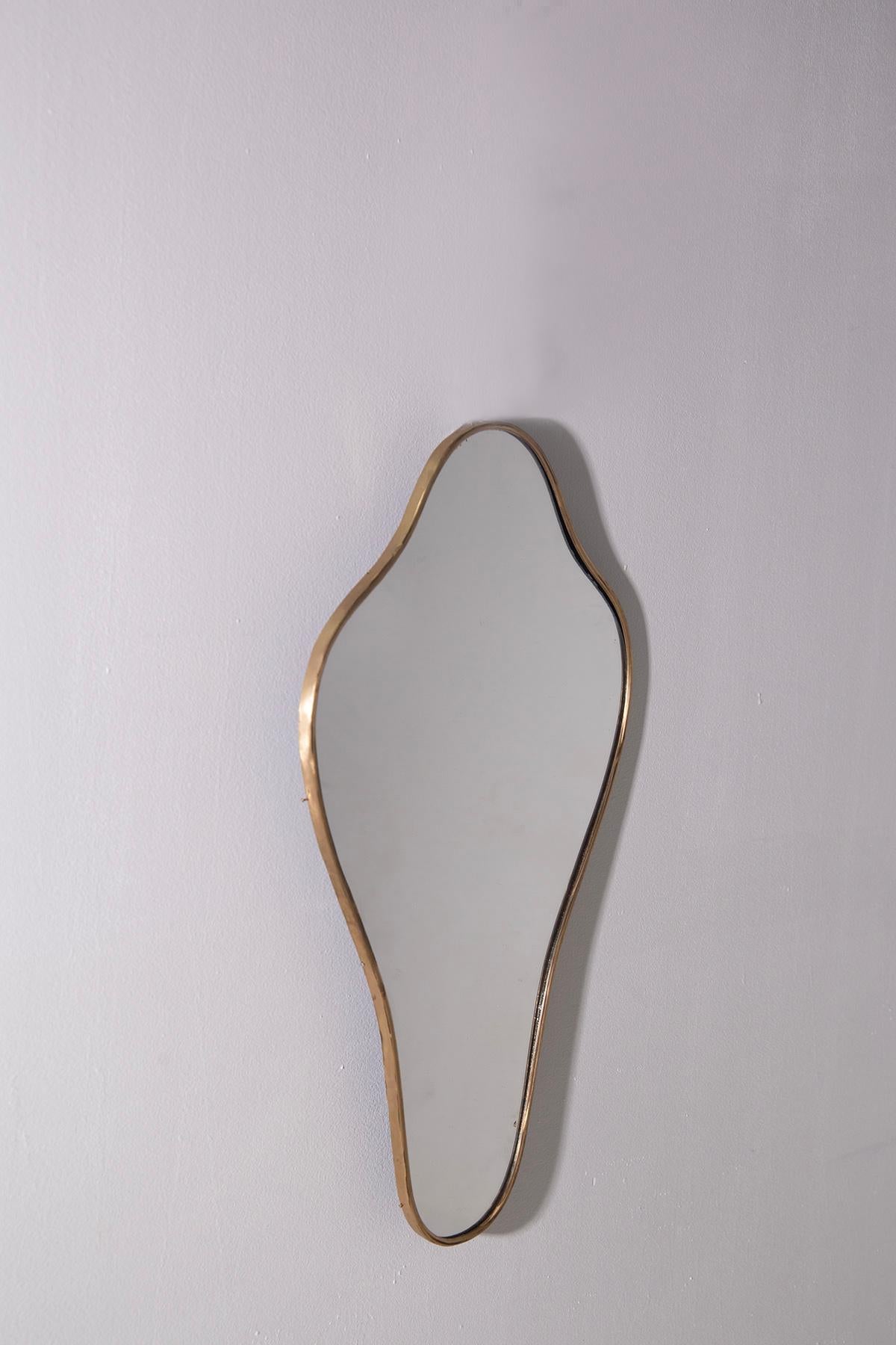 Italian wall Mirror vintage in brass In condizioni buone in vendita a Milano, IT