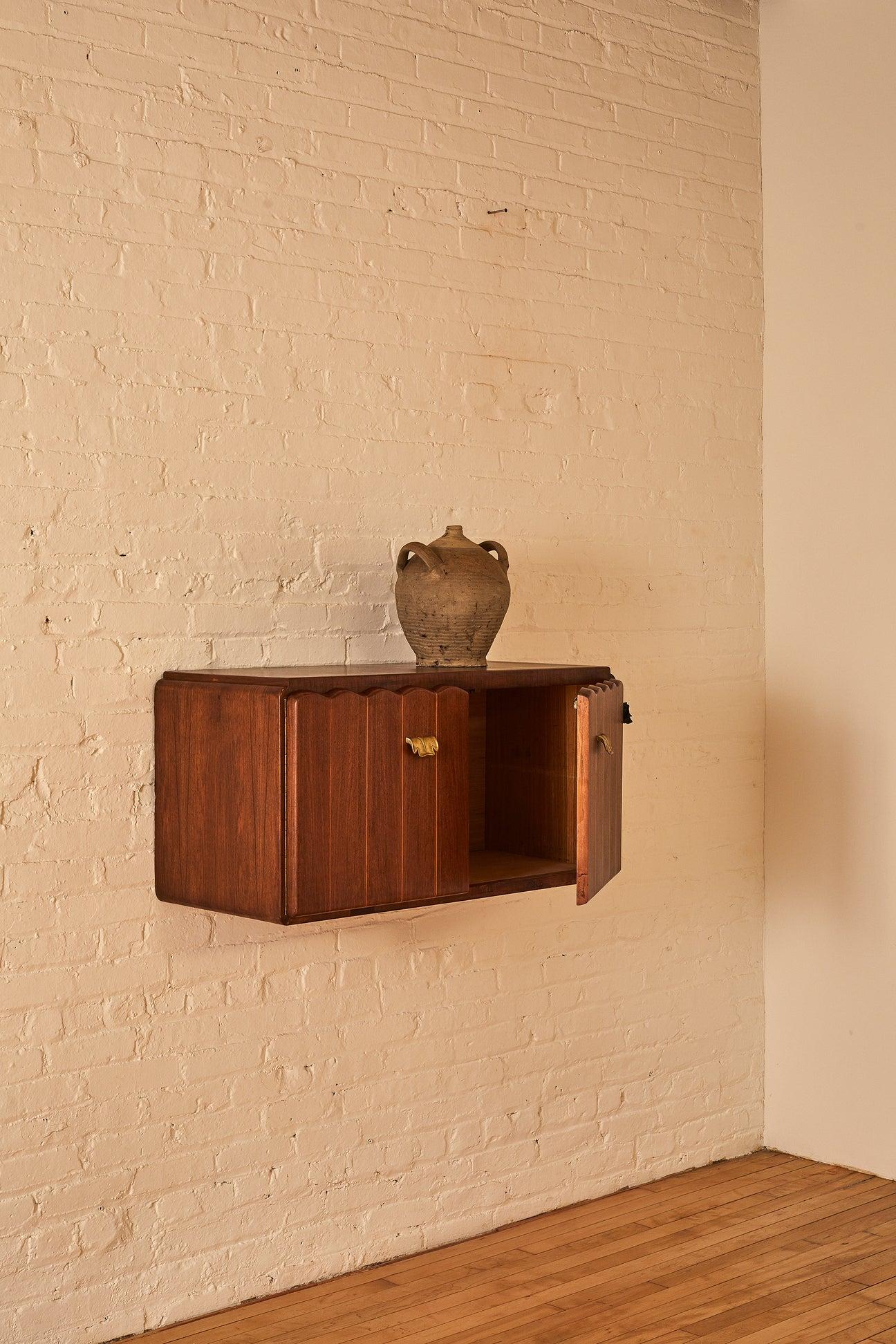 Italian Wall Mounted Floating Scalloped Console In Good Condition In Long Island City, NY