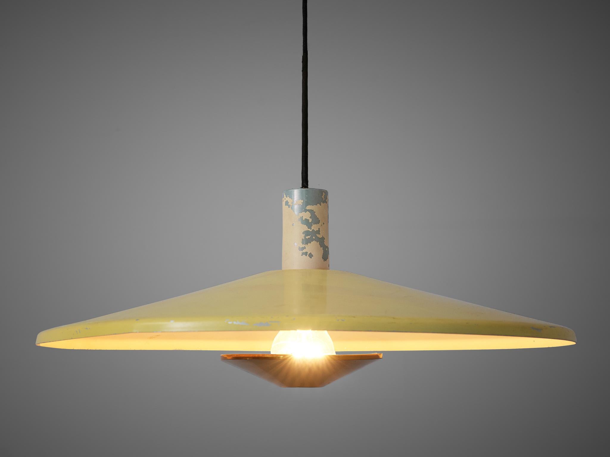 wall mounted pendant light