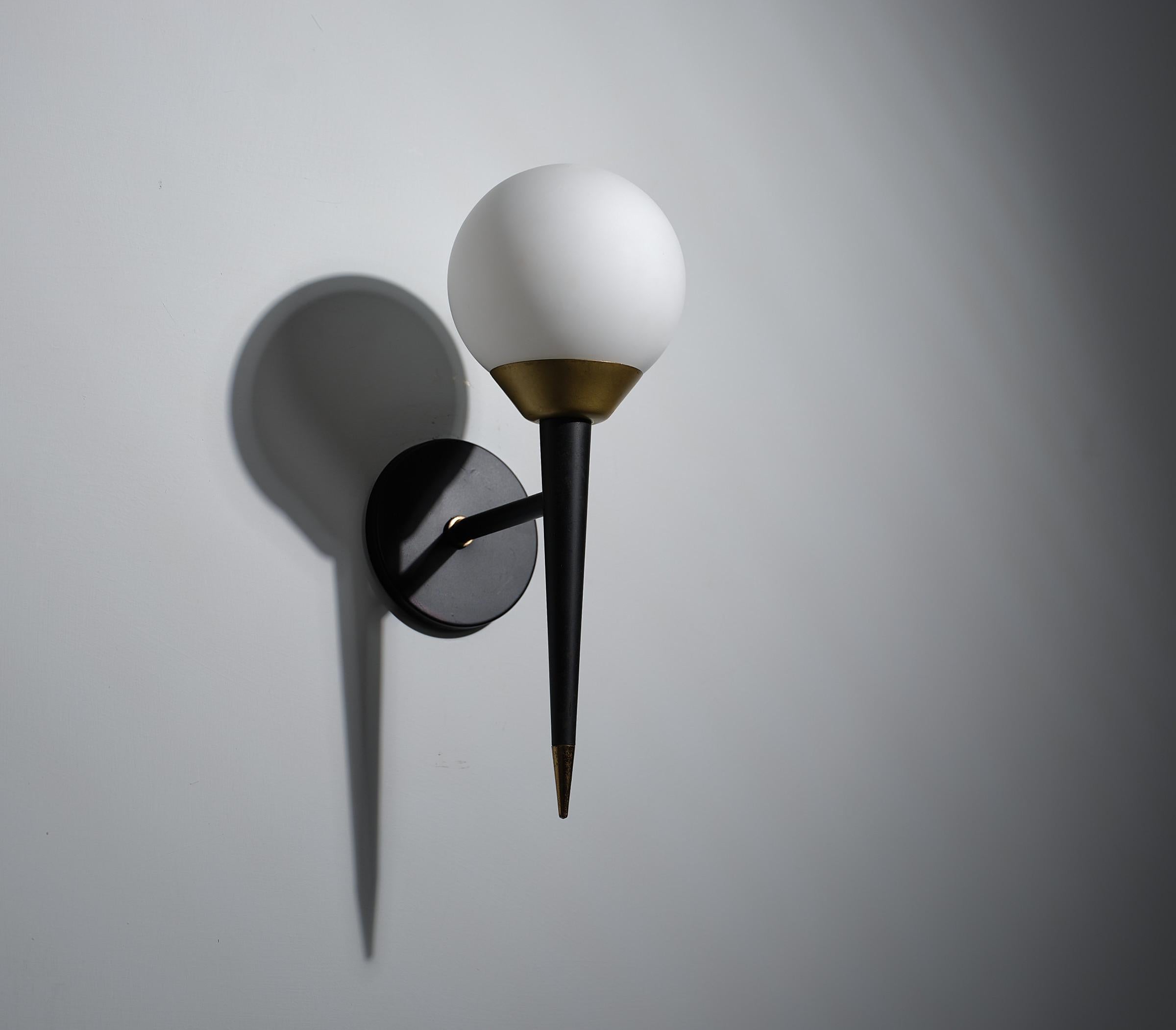 Metal Italian Wall Sconce, 1950s Black Steel and Brass For Sale