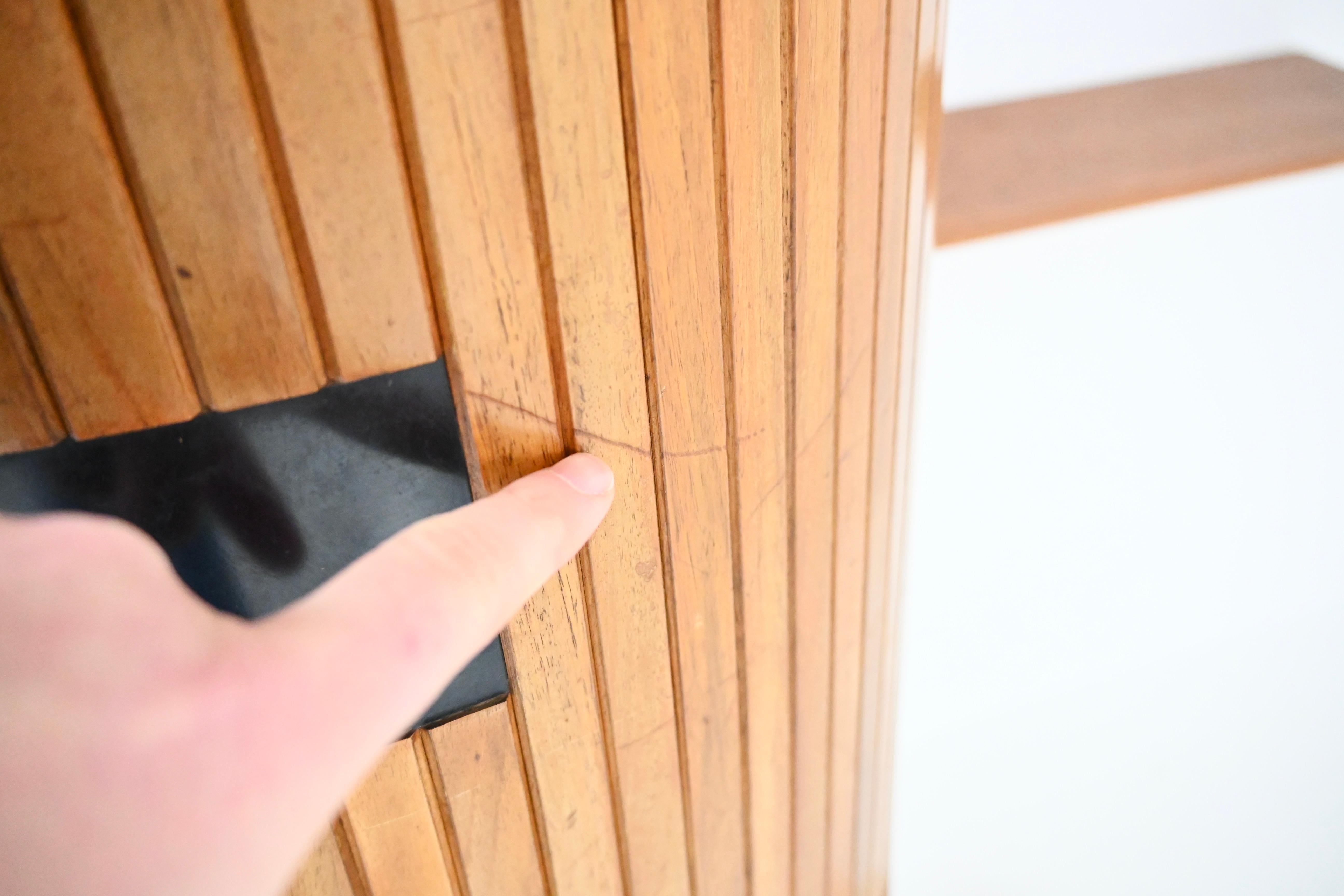 Italienischer Wandschrank von Vittoriano Viganò, 1960er Jahre im Angebot 5