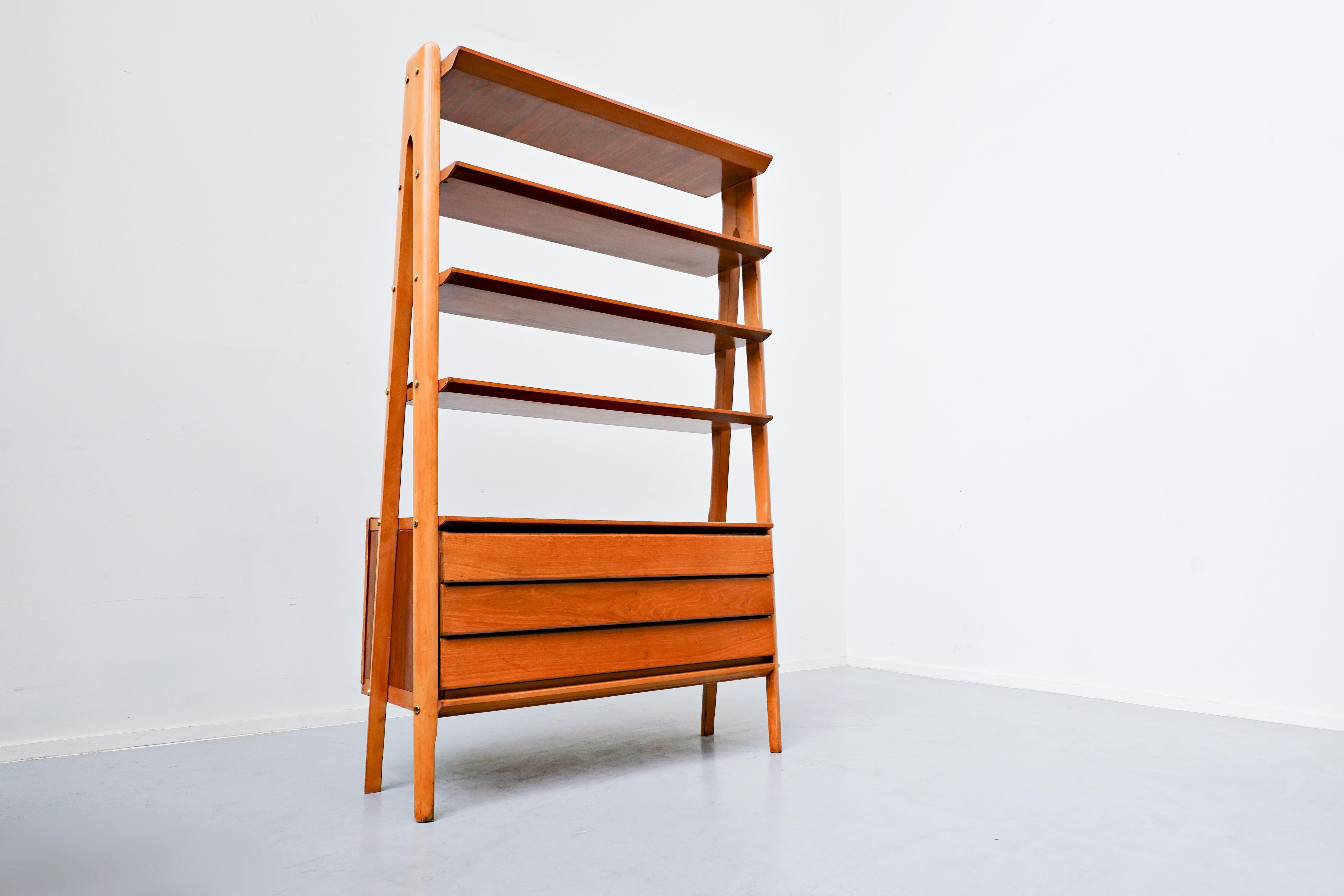 Mid-Century Modern Italian Wall Unit by Vittorio Dassi, 1950s In Good Condition In Brussels, BE