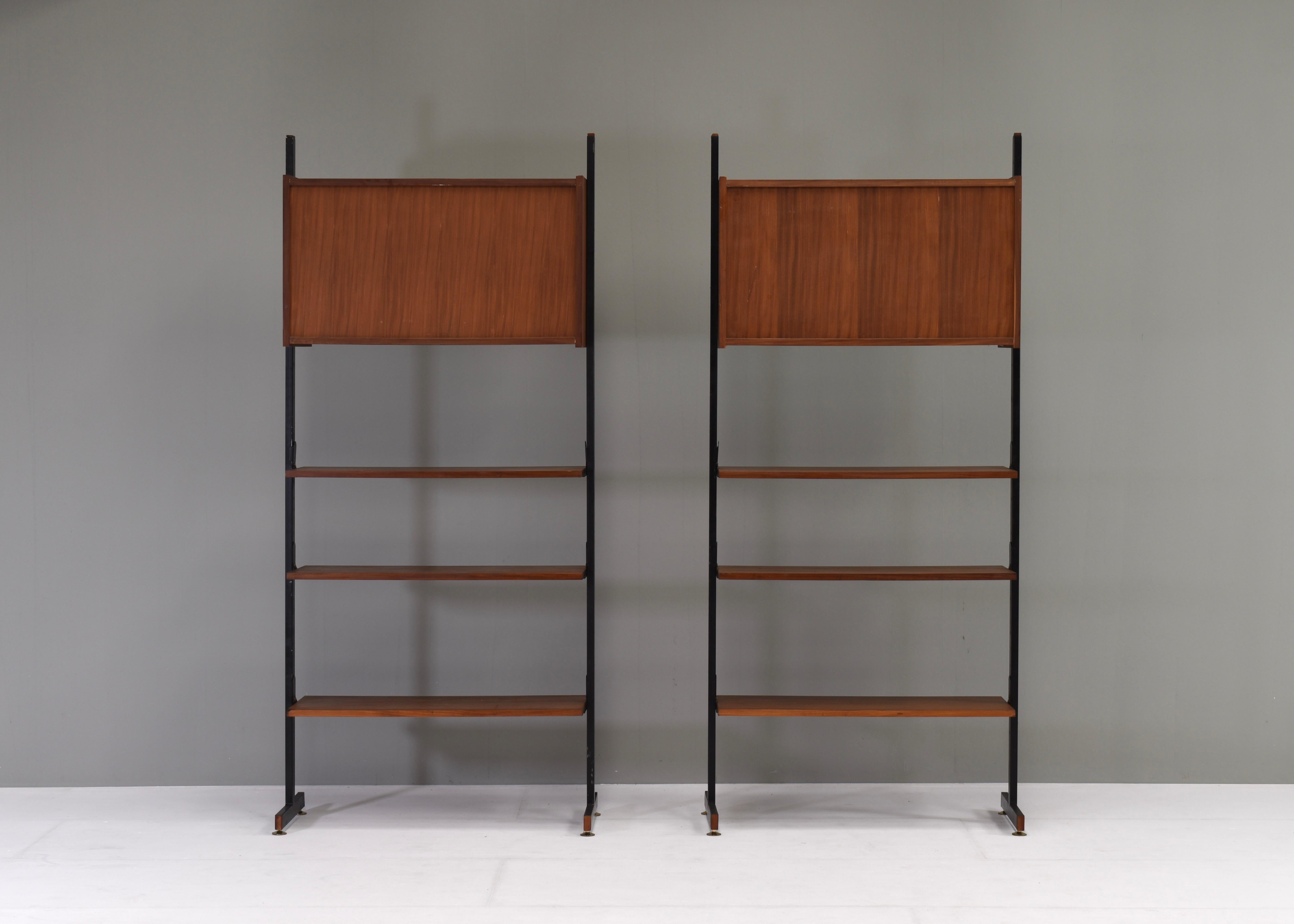 Mid-20th Century Italian Wall Unit / Room Dividers in Teak and Brass, Italy, circa 1950-70 For Sale