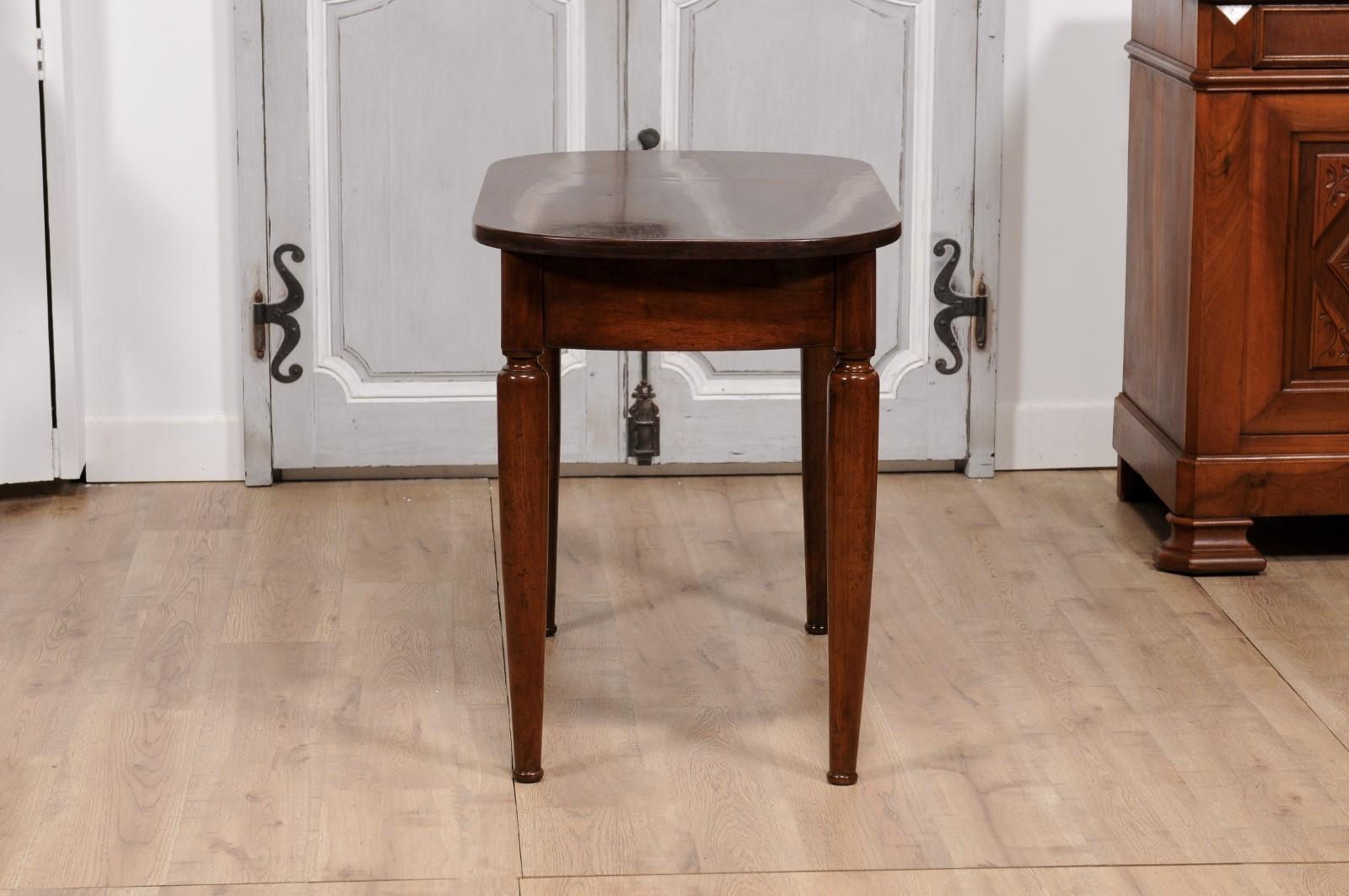 Italian Walnut 1890s Side Table with Oval Top, One Drawer and Cylindrical Legs For Sale 4
