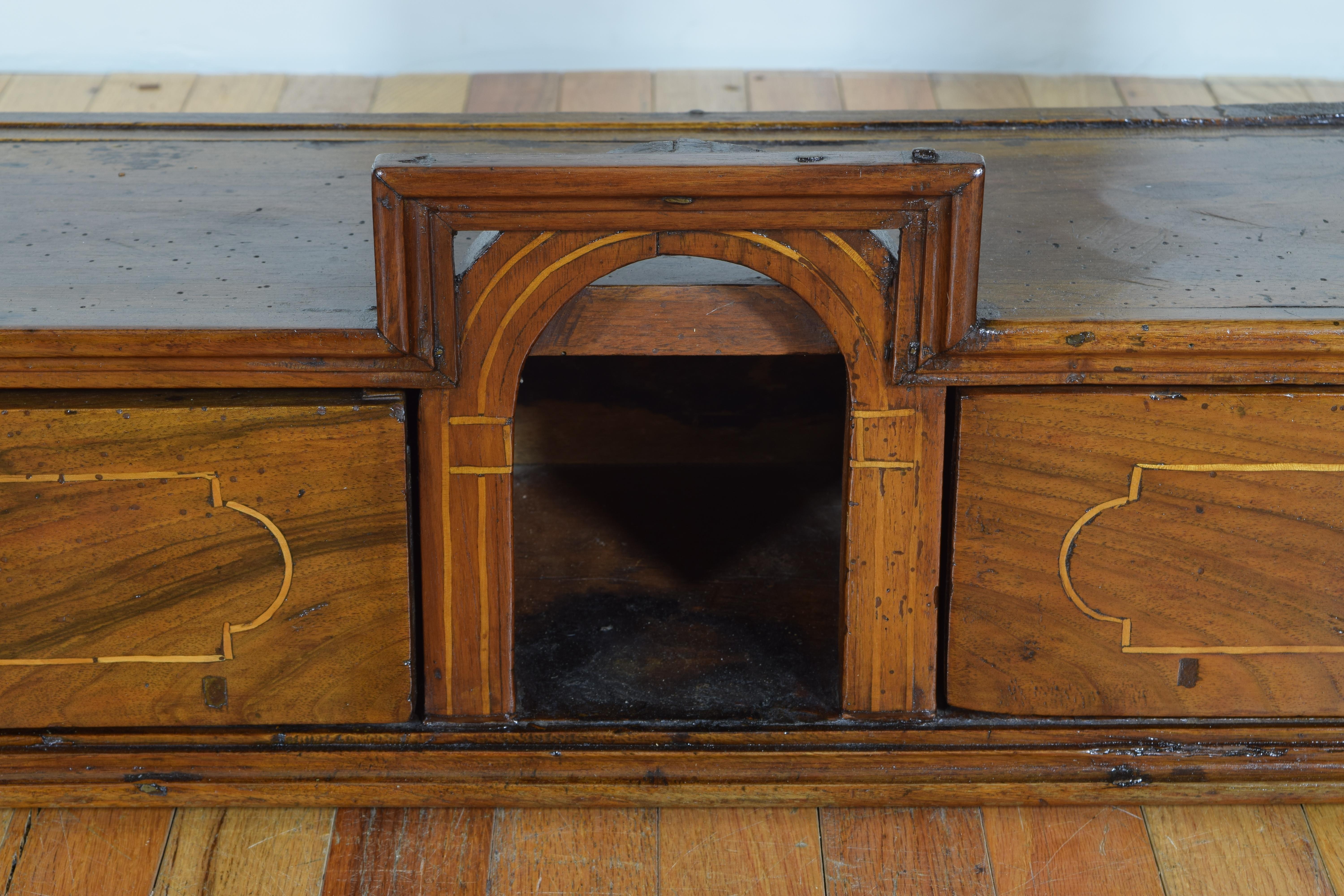 Italian Walnut and Band Inlaid Wall Shelf from the Early 18th Century 4
