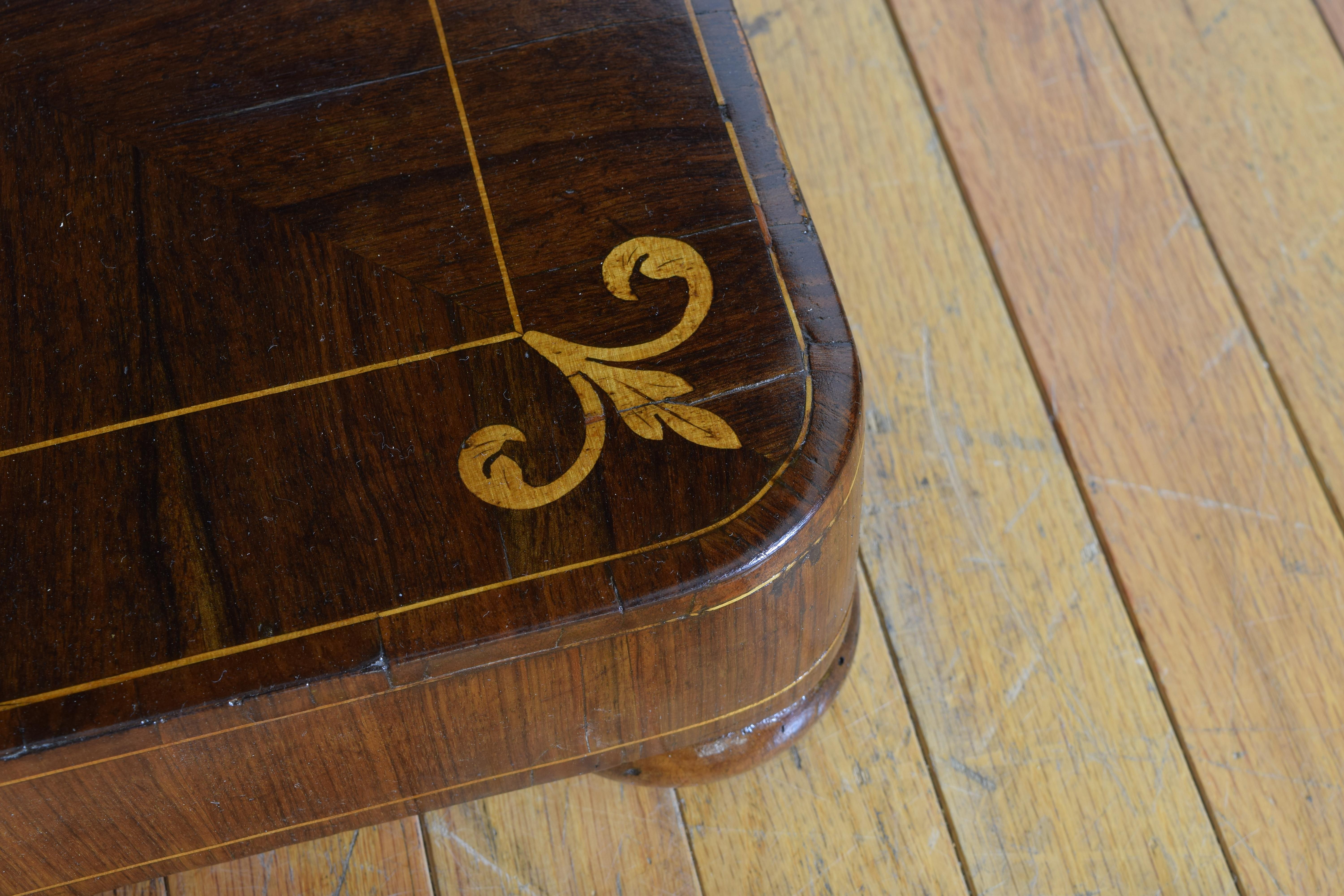 Italian Walnut and Fruitwood Inlaid Center Table, Early 19th Century 7