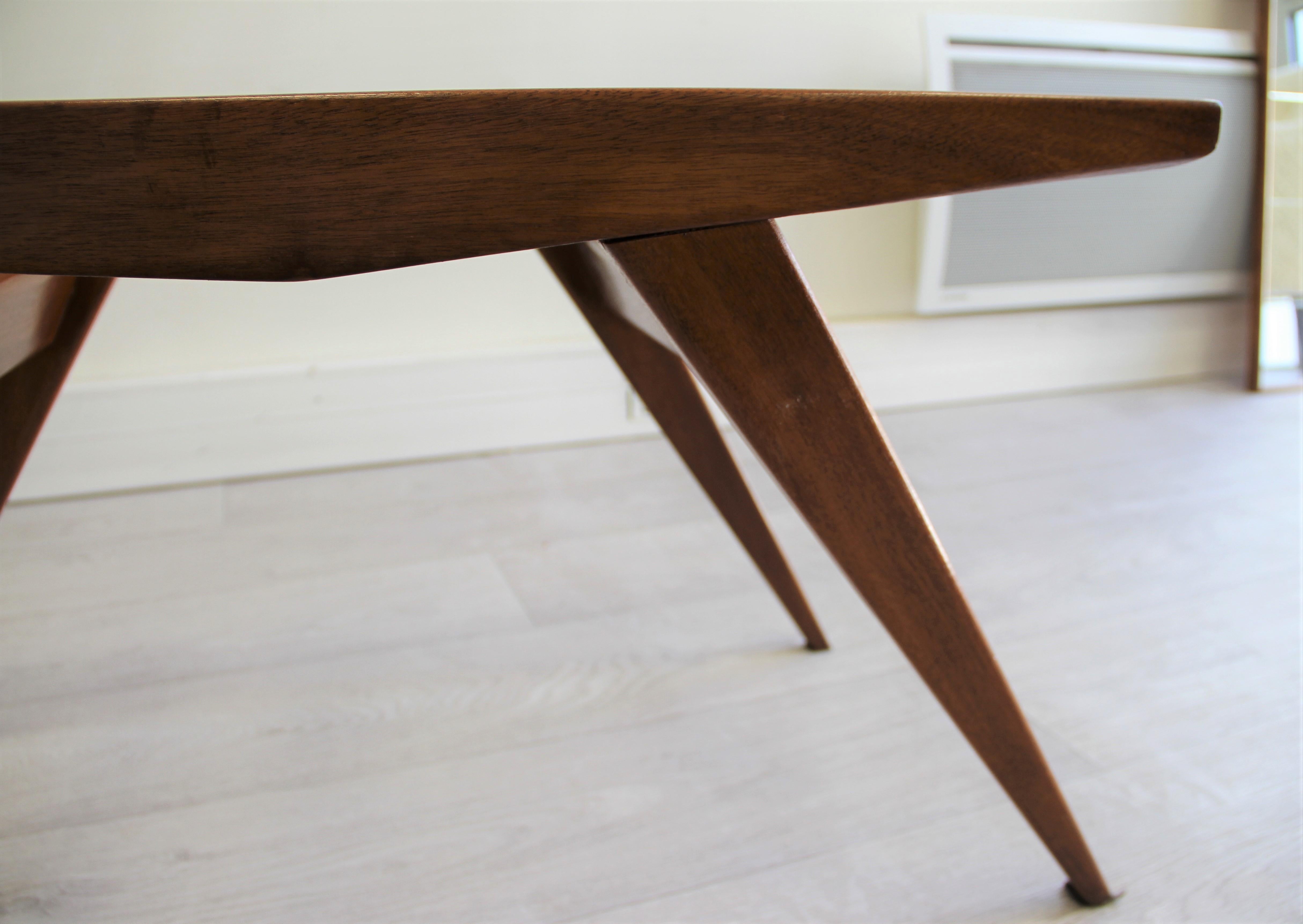 Italian Walnut and Glass Coffee Table, 1950s In Good Condition In Paris, France