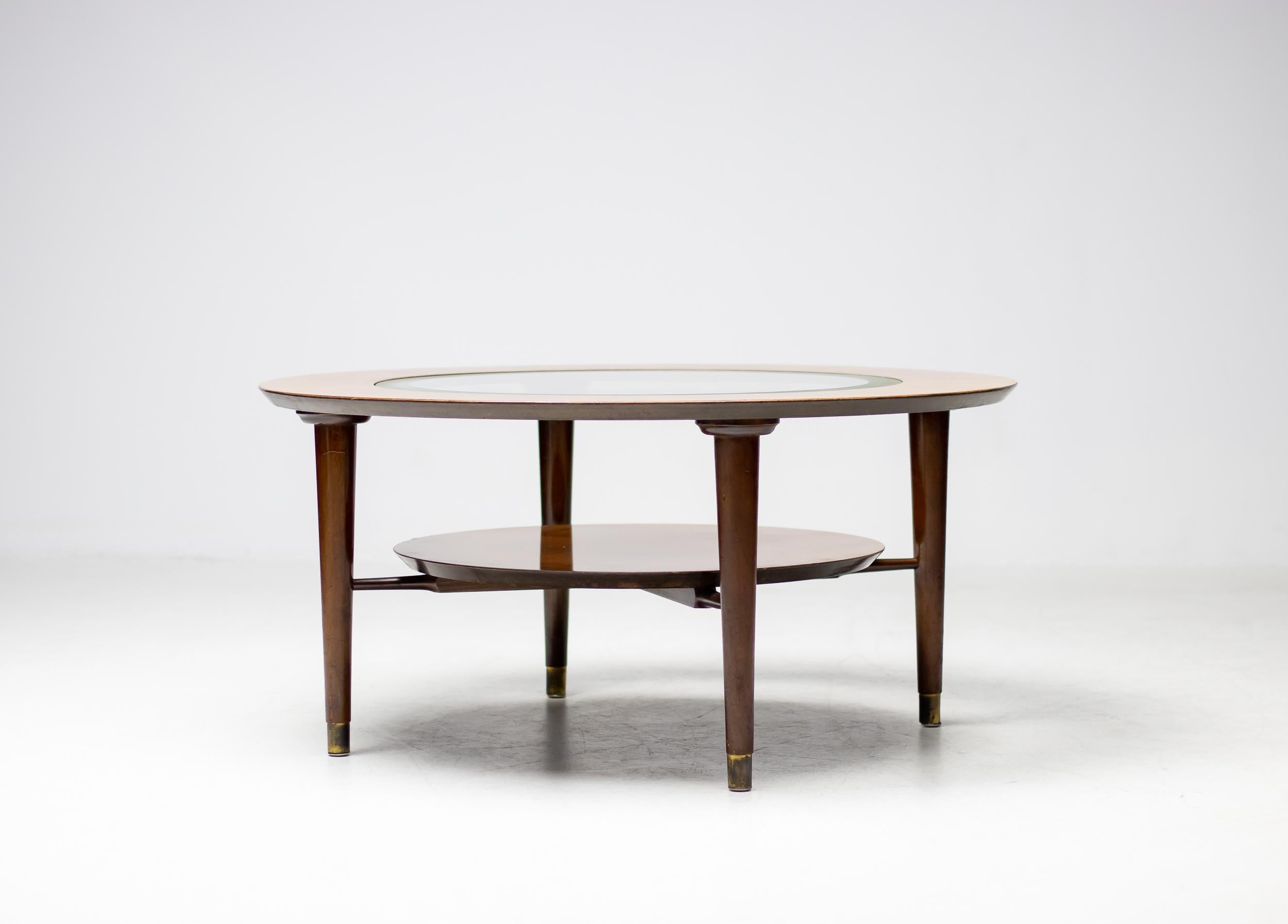 Couchtisch aus italienischem Nussbaum und Glas, 1955 (Italienisch) im Angebot