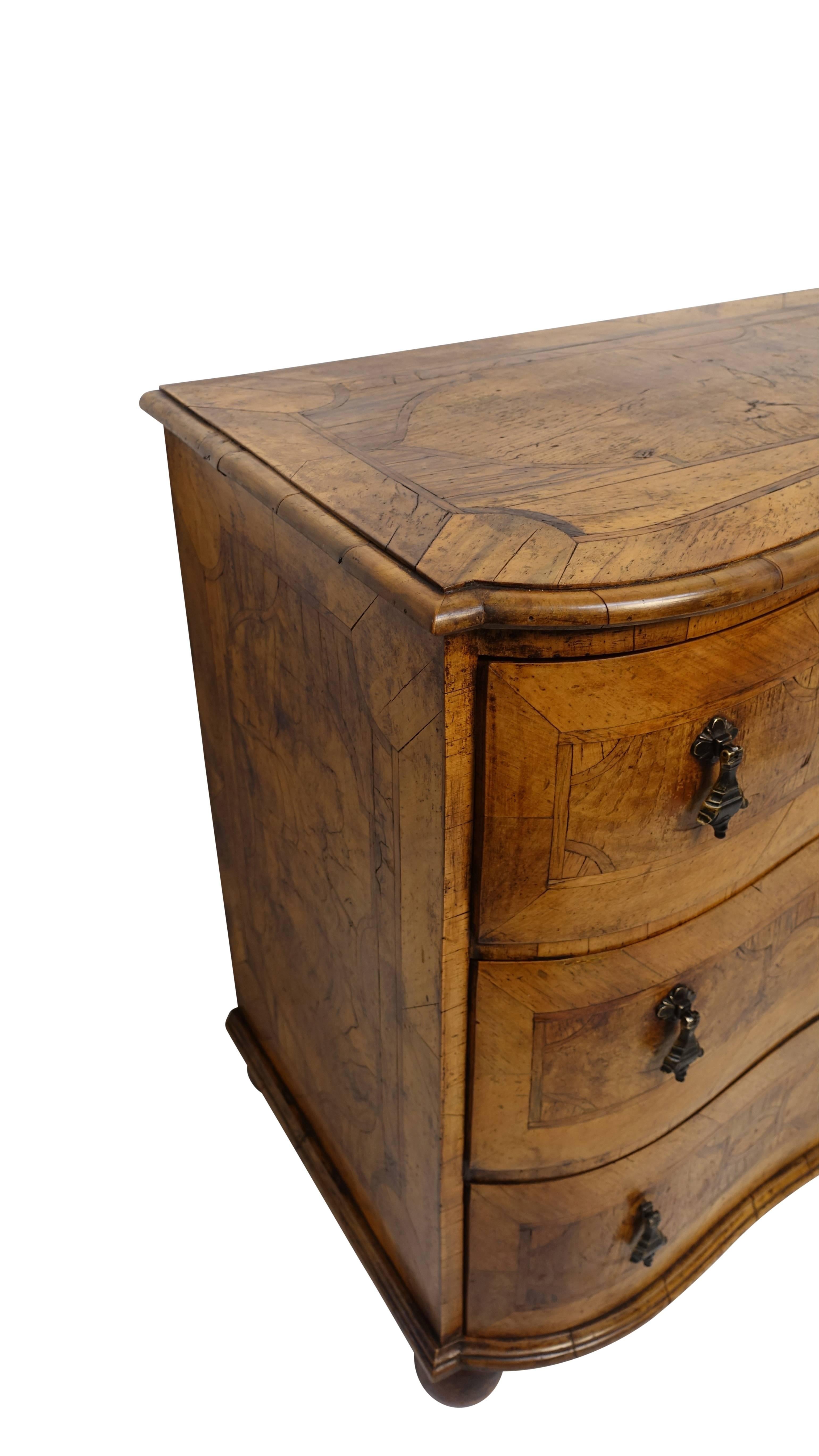 Italian Walnut and Olivewood Inlaid Chest of Drawers 2
