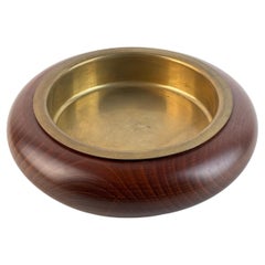 Italian Walnut and Patinated Brass Vide-Poche / Ashtray by Sandro Petti, Liwan
s