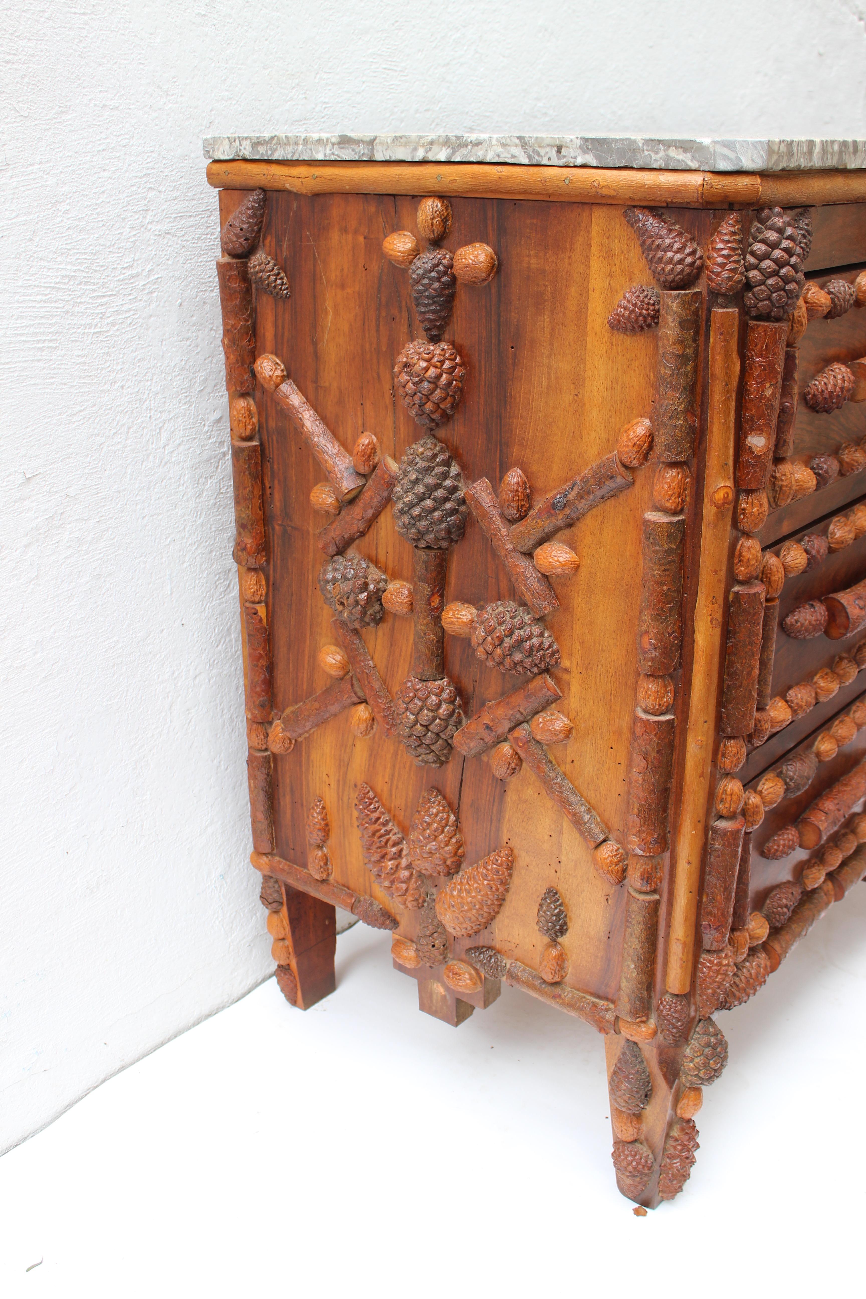 20th Century Italian Walnut and Pinecone Decorated Chest of Drawers with Marble Top