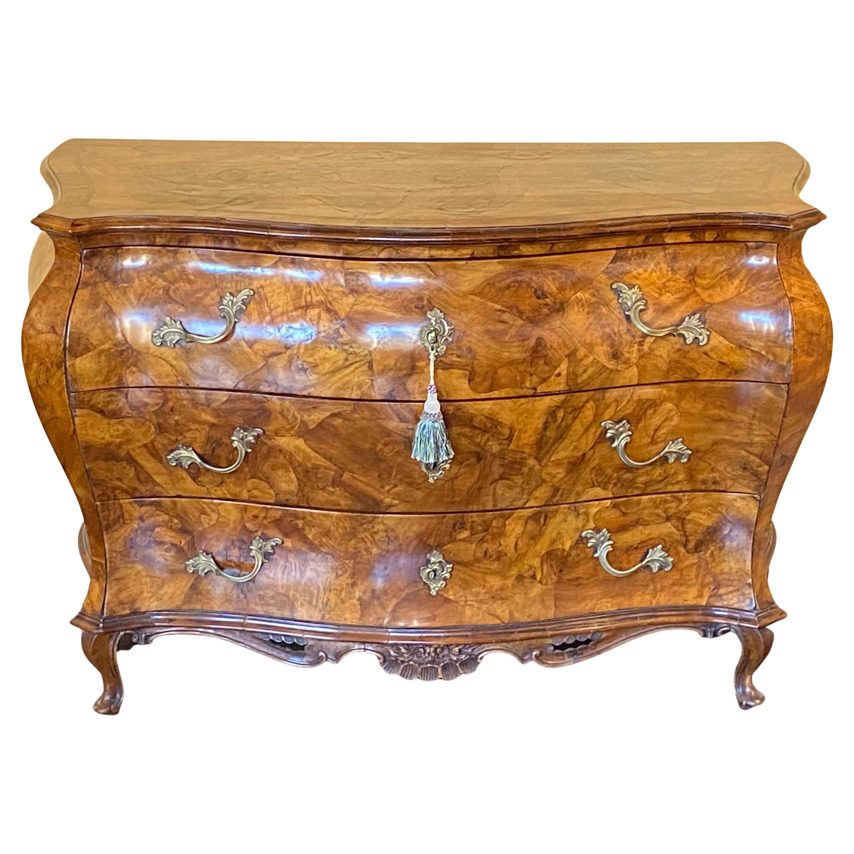 Italian Baroque Walnut Bombe Three Drawer Commode, Early 19th Century