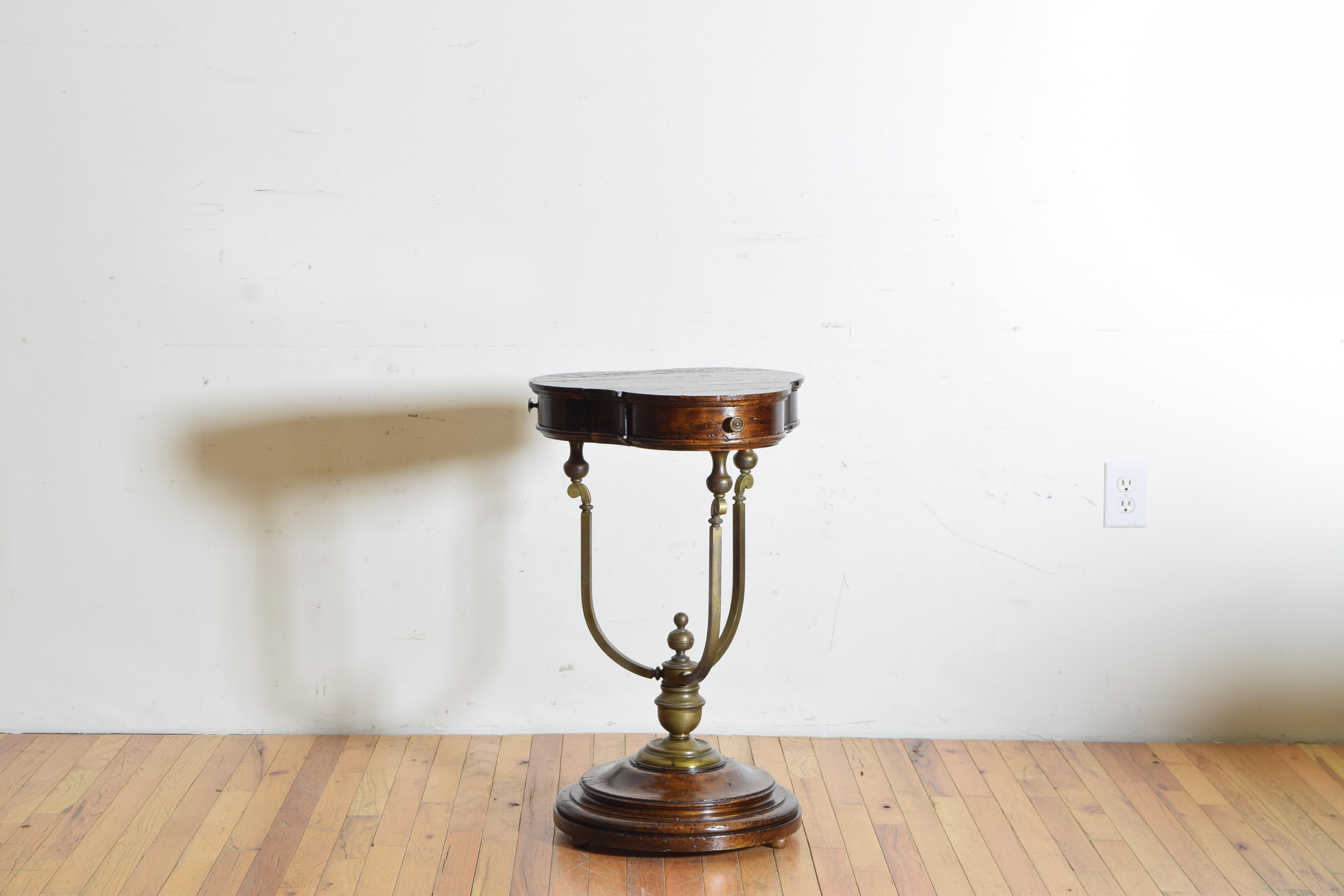 Italian Walnut and Brass Trefoil Shaped 3-Drawer Table, Early 20th Century In Good Condition In Atlanta, GA