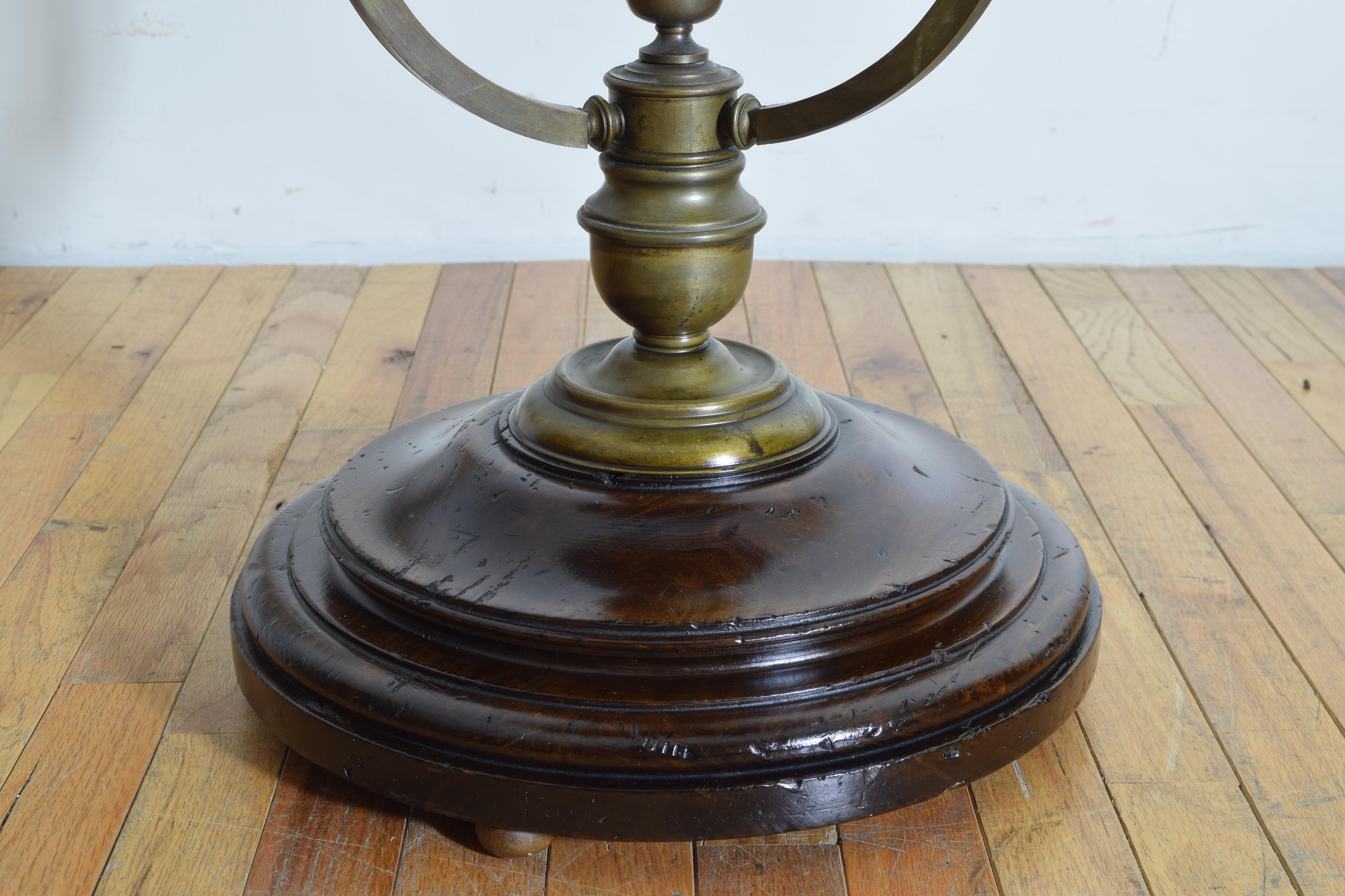 Italian Walnut and Brass Trefoil Shaped 3-Drawer Table, Early 20th Century 5