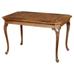 Italian Walnut Casa Di Sorrento 1910s Inlaid Side Table with Parquetry Top