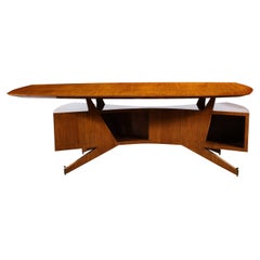Chefschreibtisch aus italienischem Nussbaumholz im Stil von Gio Ponti