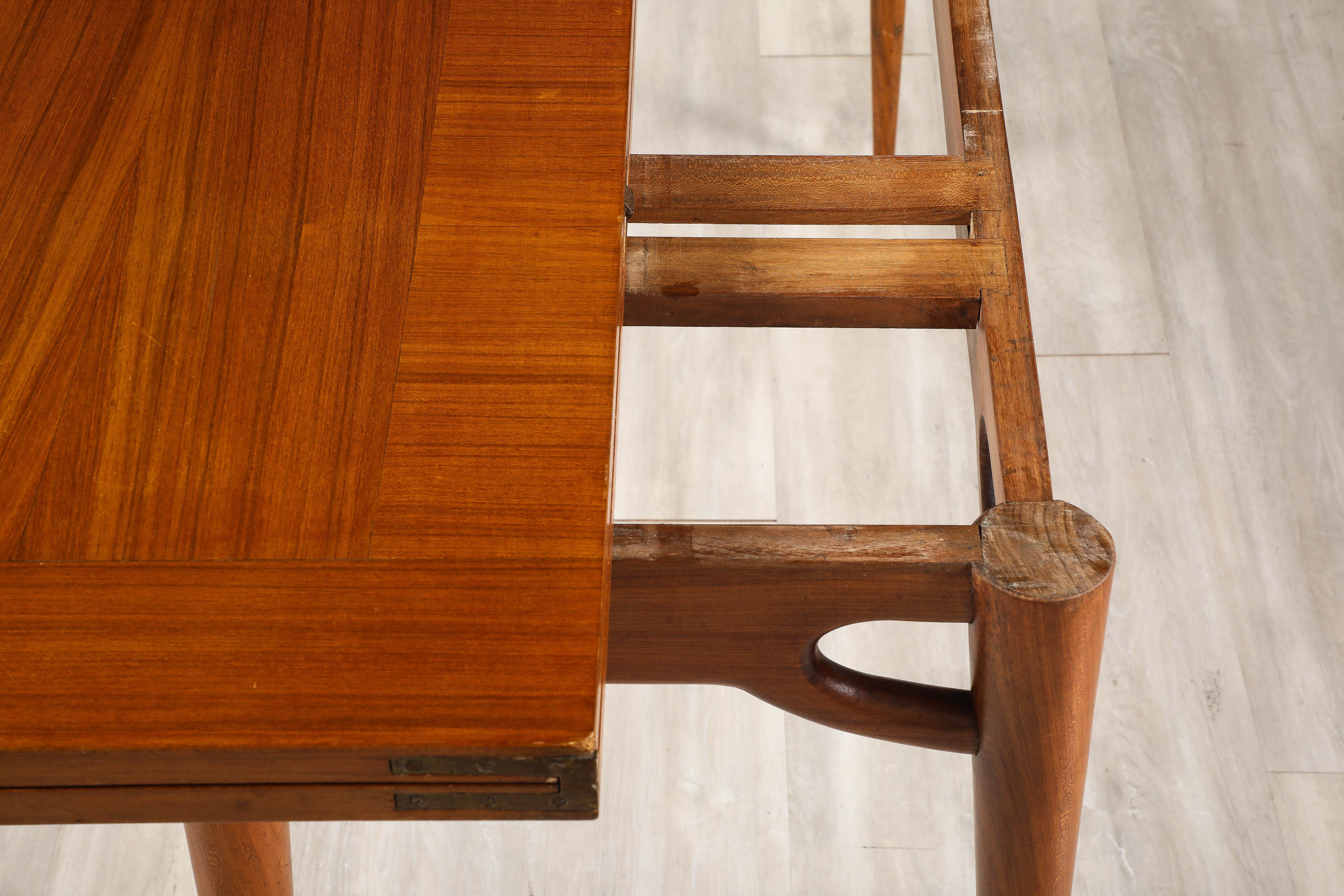 Italian Walnut Flip-Top Console Table, Italy, circa 1950 For Sale 13