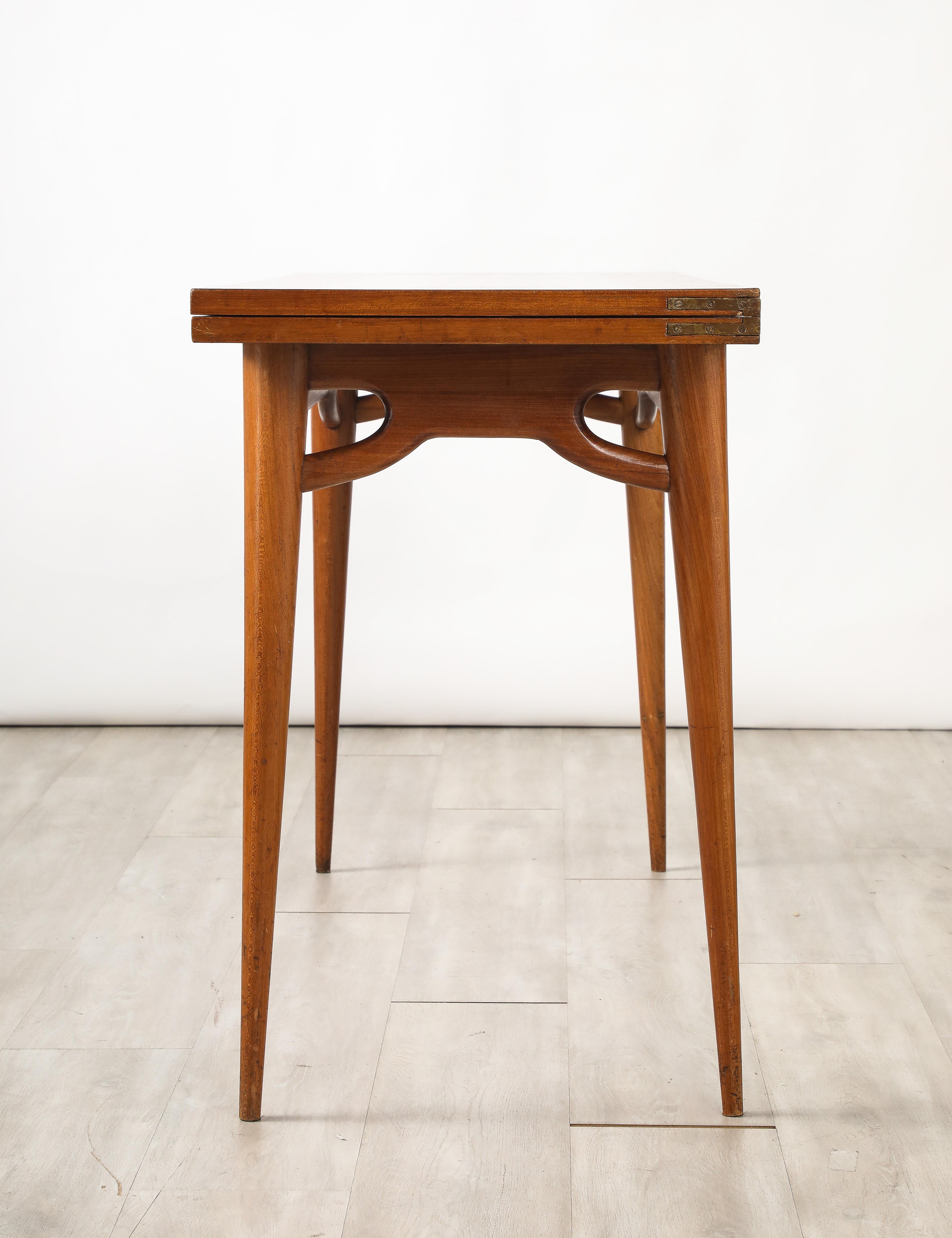 Italian Walnut Flip-Top Console Table, Italy, circa 1950 For Sale 2