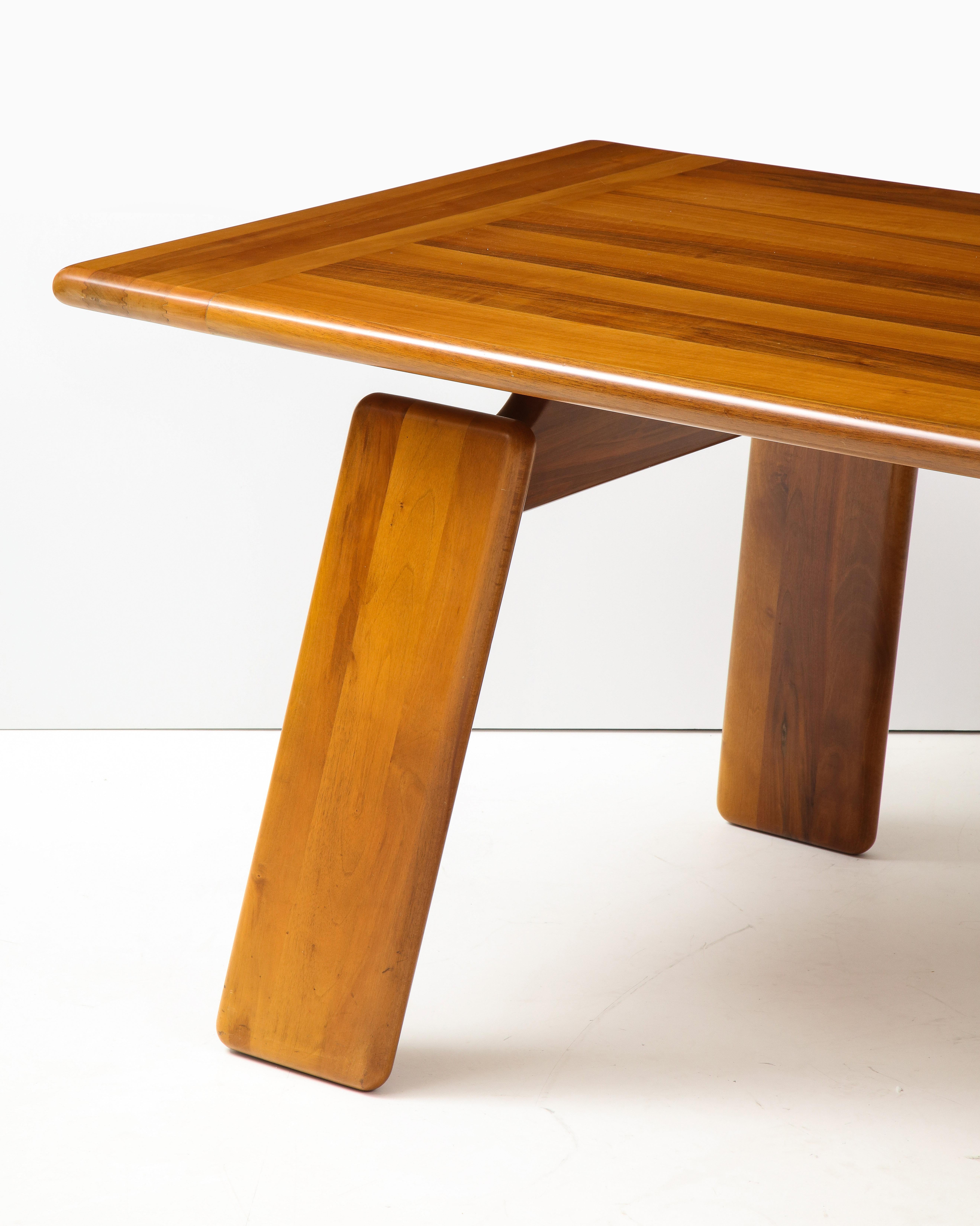 Italian Walnut Floating Dining Table by Afra and Tobia Scarpa for Mobil Girgi In Good Condition In New York, NY