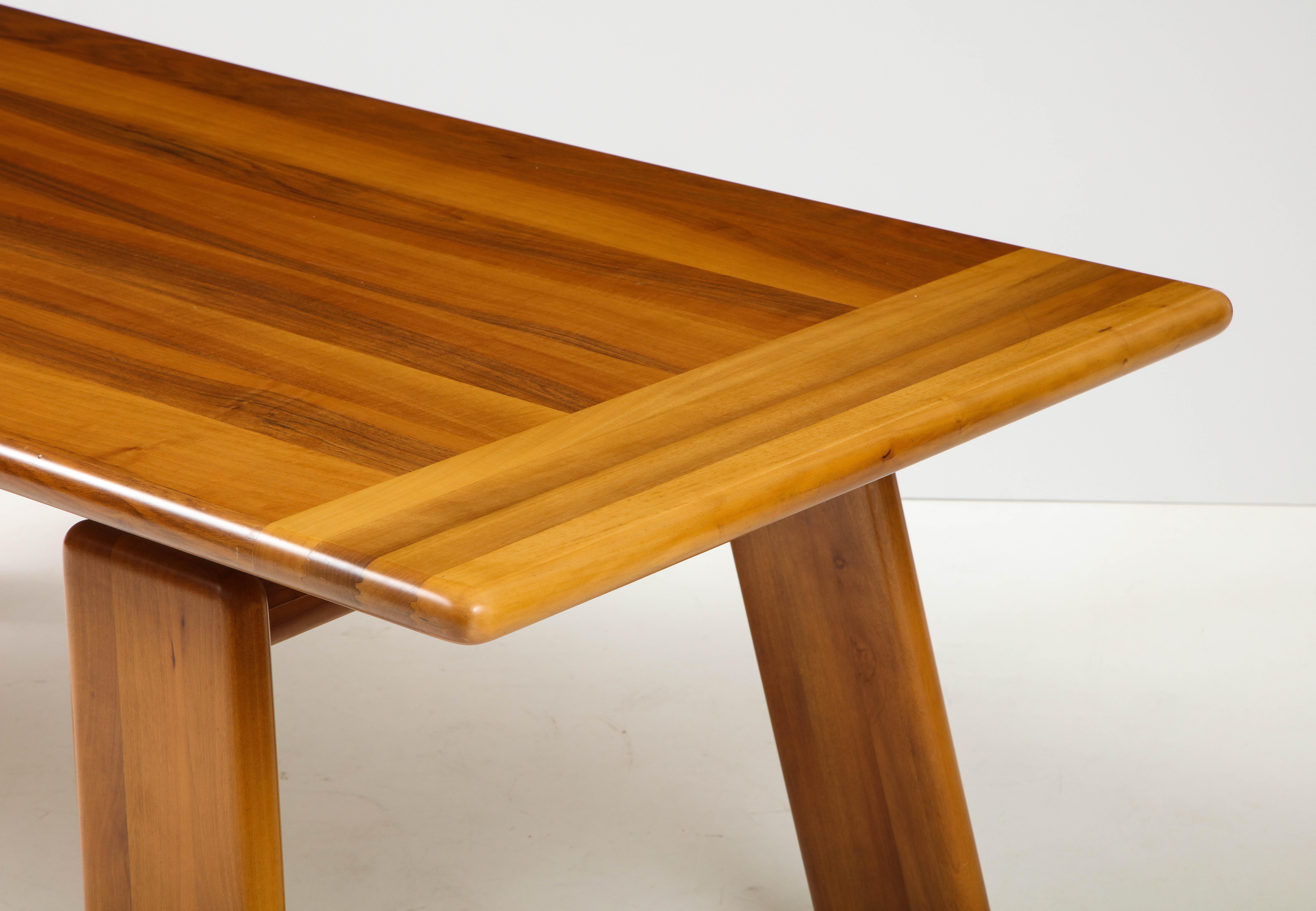 Late 20th Century Italian Walnut Floating Dining Table by Afra and Tobia Scarpa for Mobil Girgi