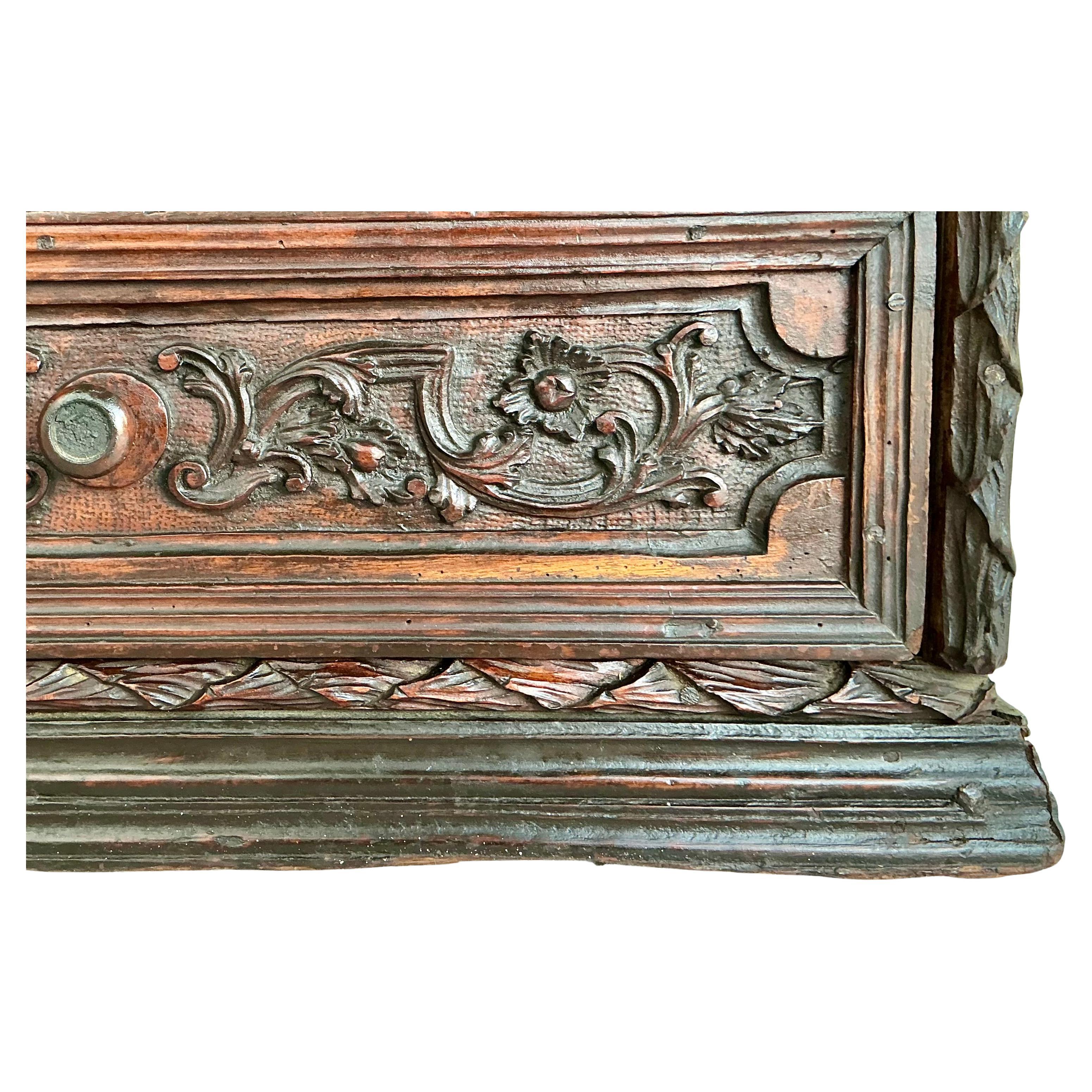 Italian Walnut Four Drawer Carved Walnut Commode Early 18th Century For Sale 5