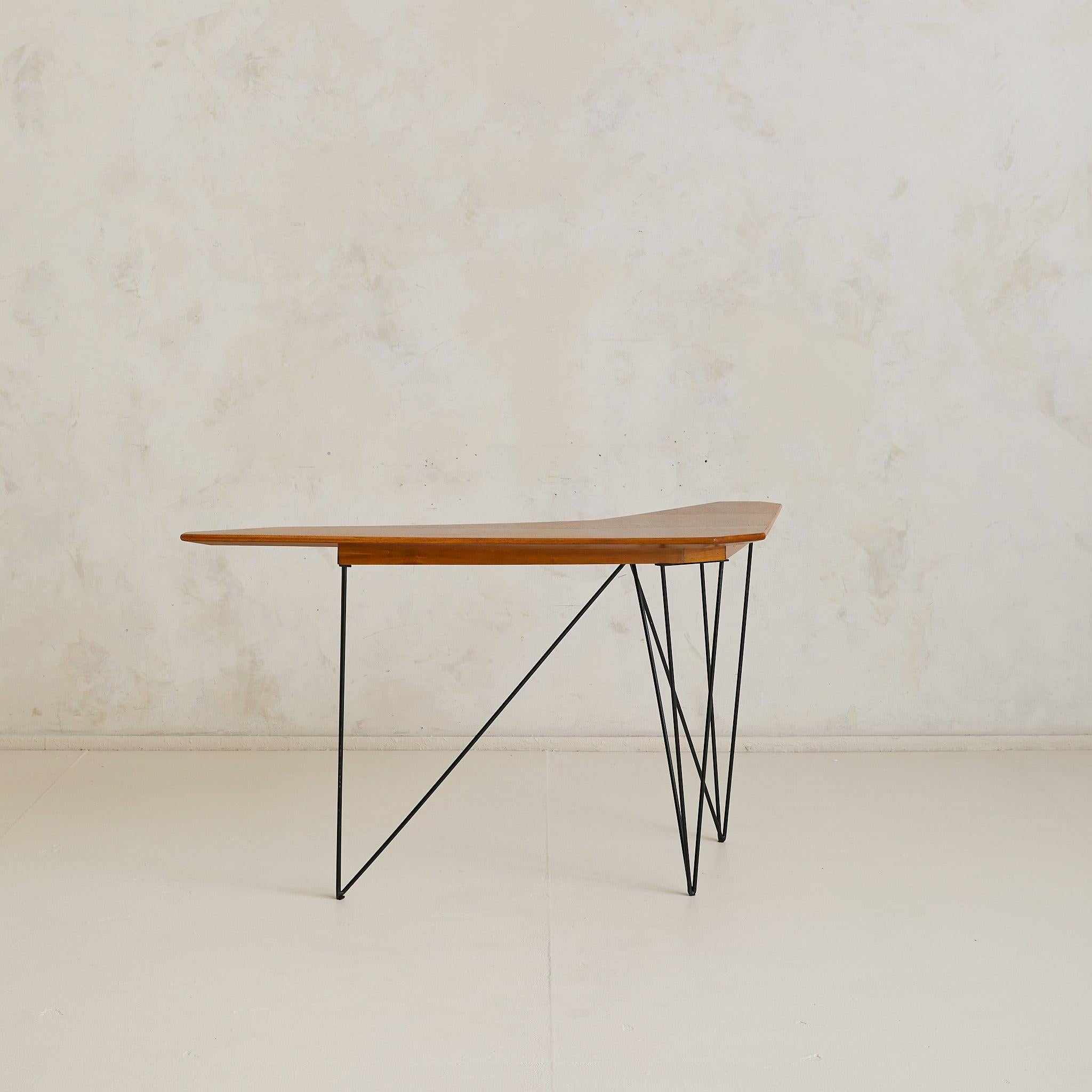 Italian Walnut + Metal Console or Corner Desk, 1950s In condizioni buone in vendita a Chicago, IL