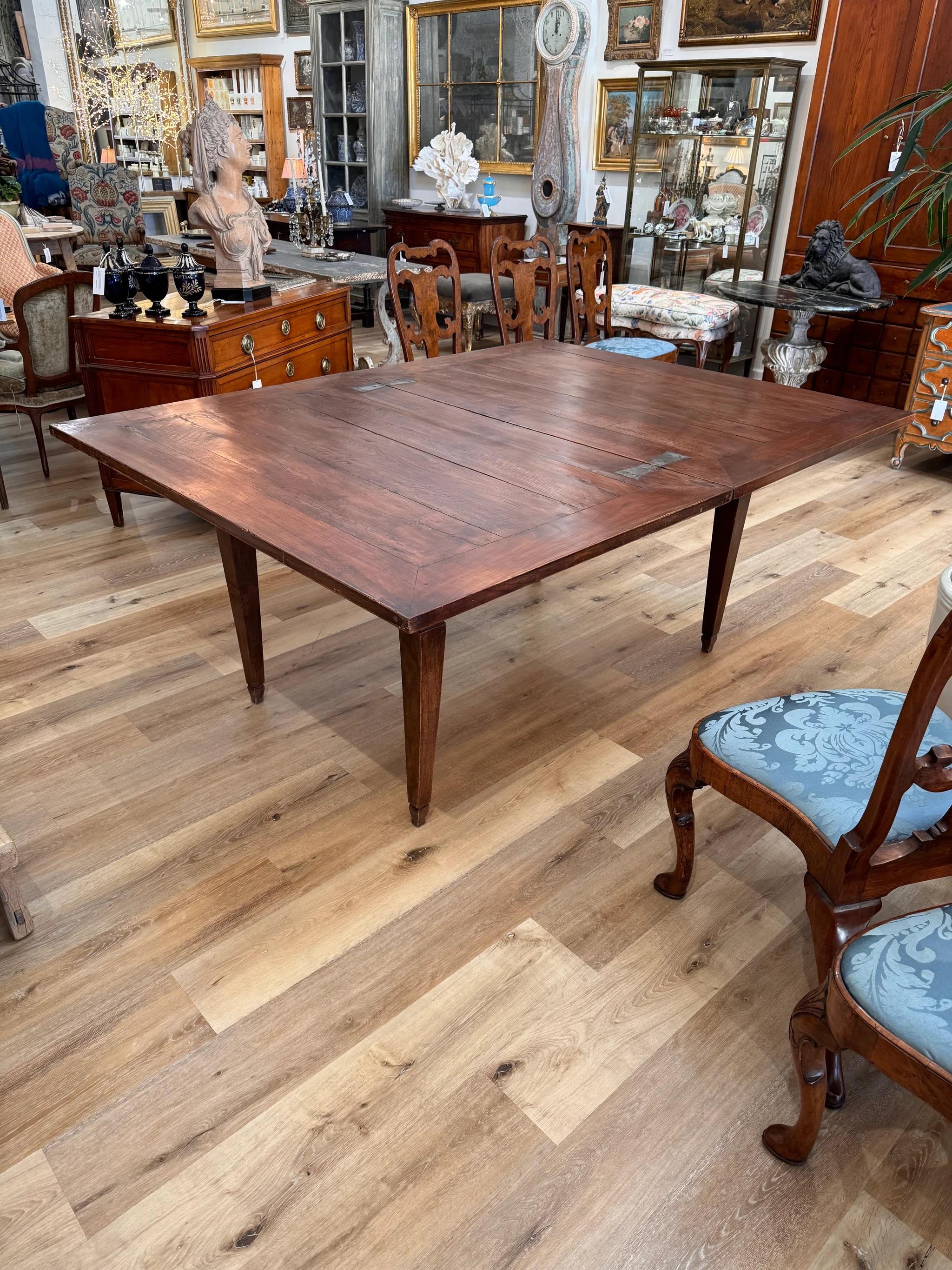 Italian Walnut Rectangular Dining Table, 19th Century, possibly earlier For Sale 7