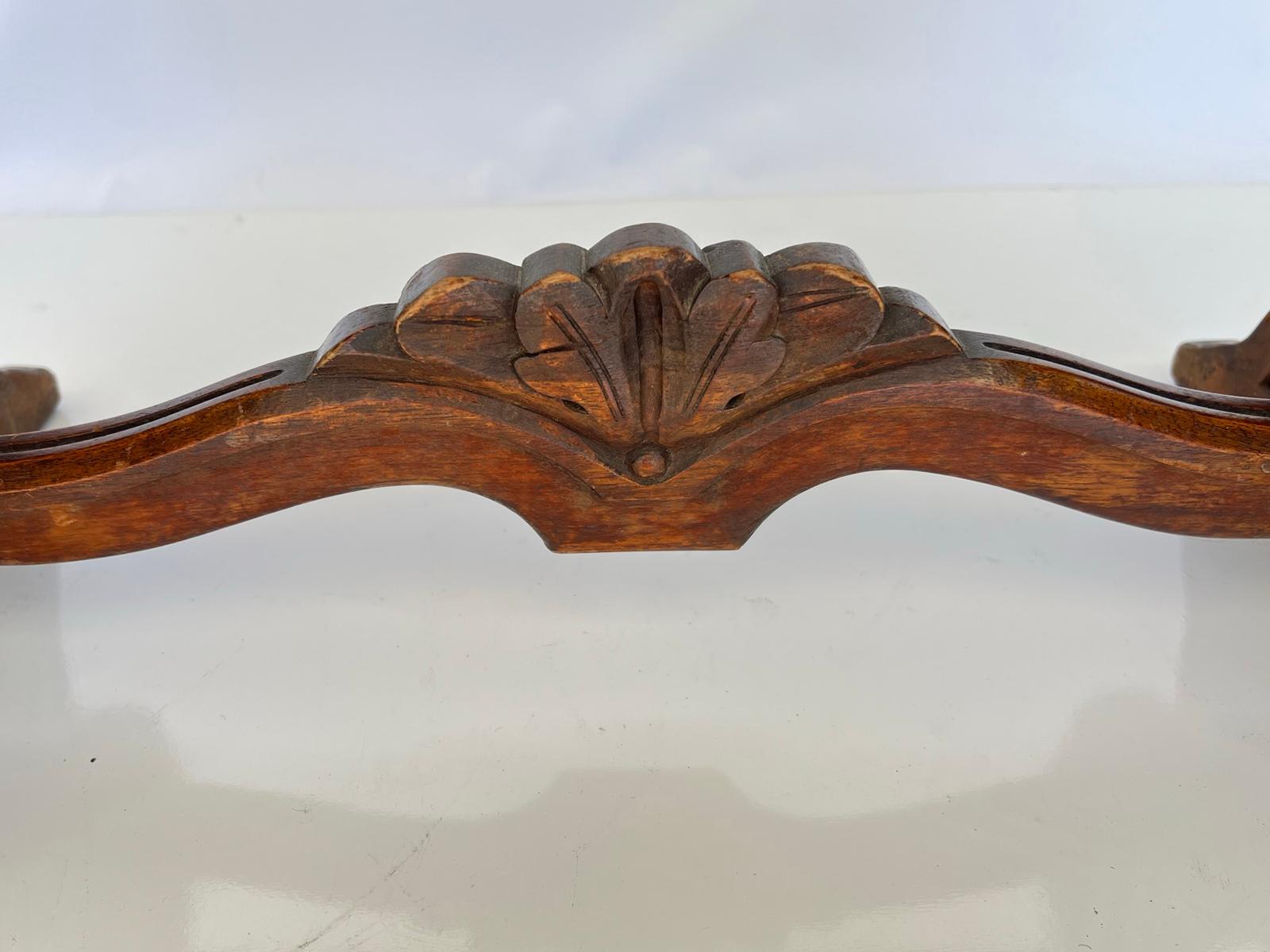 Italian Walnut Renaissance Style Side Table with Carved Griffin Legs, Marble Top In Good Condition For Sale In West Palm Beach, FL