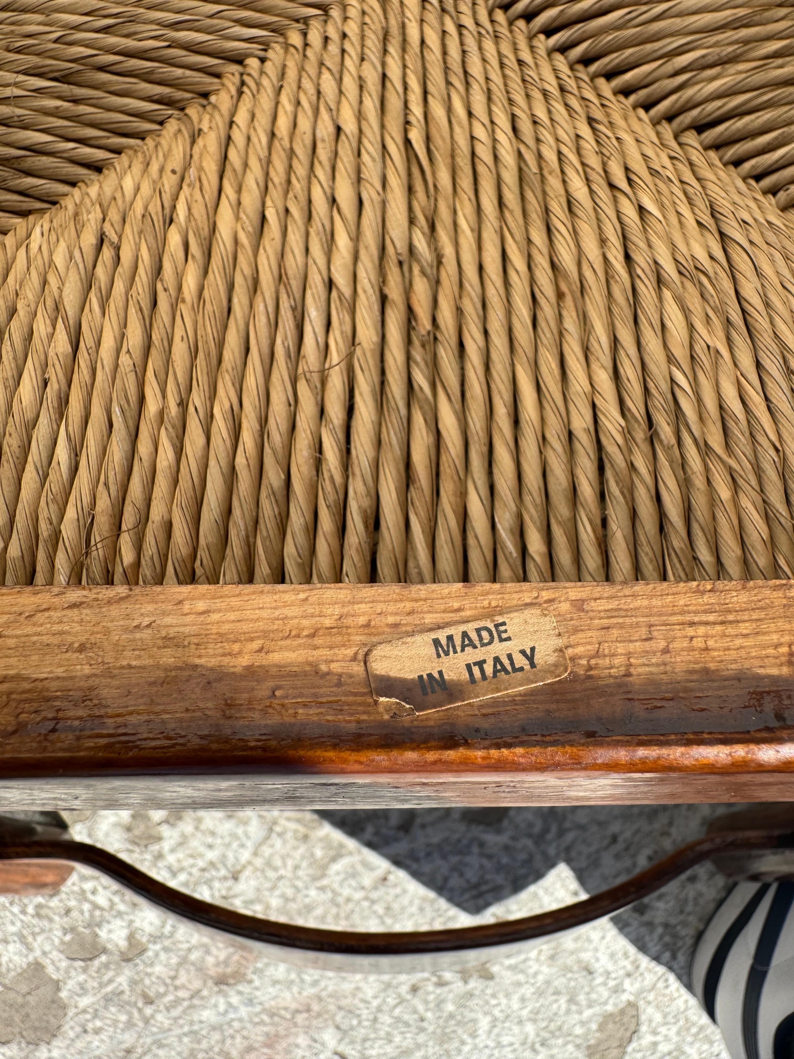 Jonc Italian Walnut Rush Bottom seat Side Chair en vente