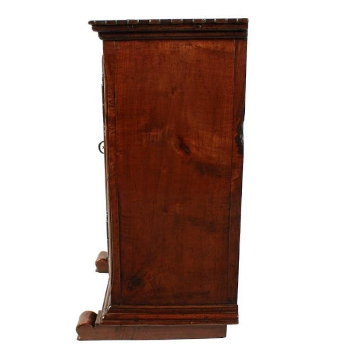 Italian Walnut Side Cabinet, 19th Century  For Sale 2