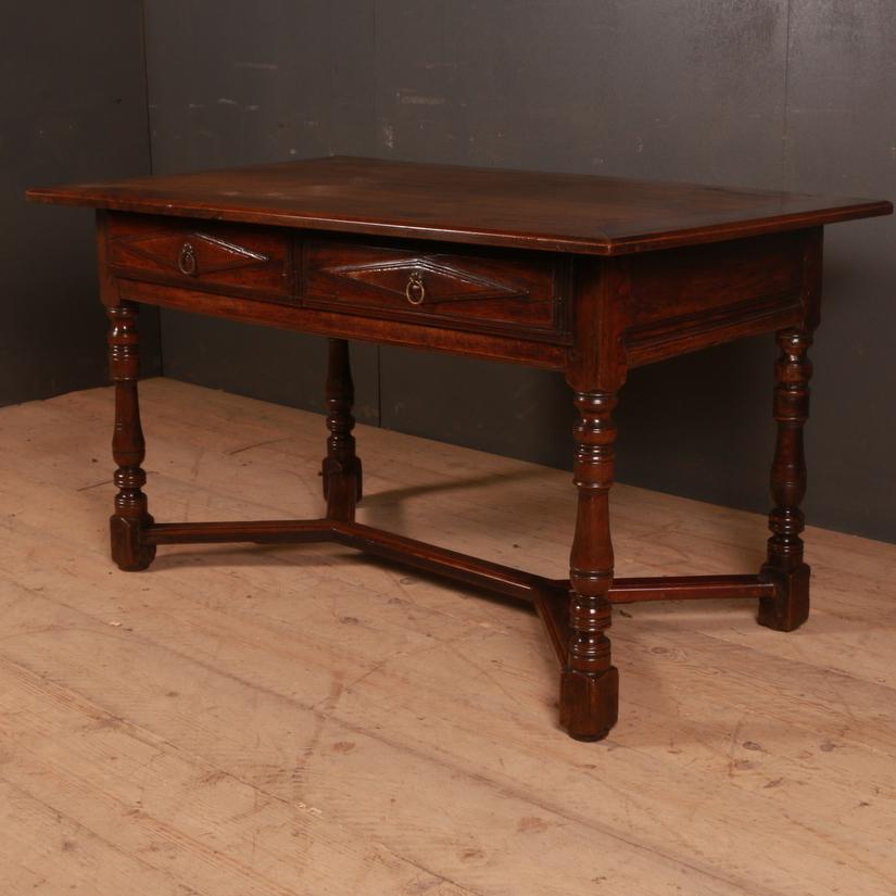 Pretty 18th century Italian walnut side table. 1790.


Dimensions:
54 inches (137 cms) wide
32 inches (81 cms) deep
30 inches (76 cms) high.
 