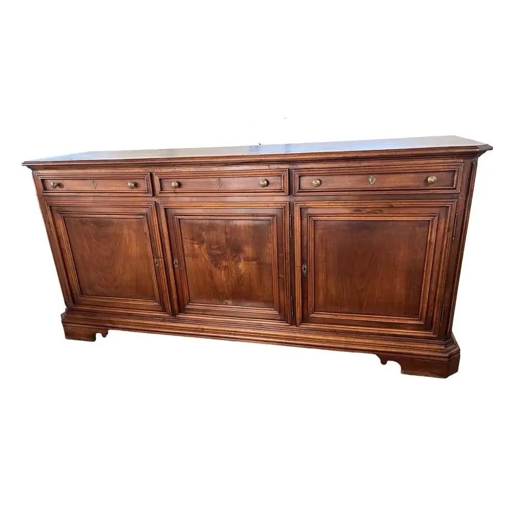 Credenza / Buffet / Credenza in noce italiano, XIX secolo In condizioni buone in vendita a Viterbo, VT