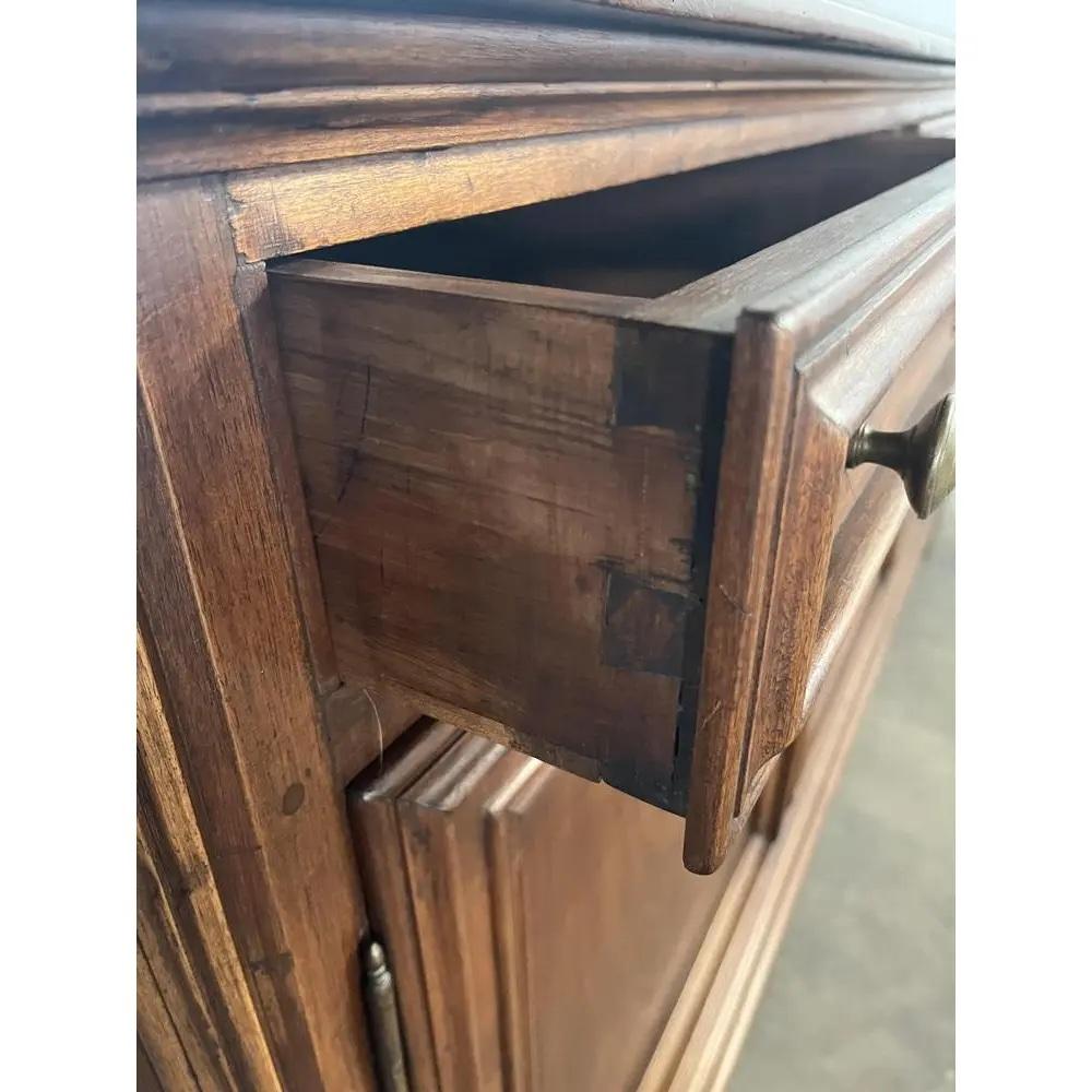 Noce Credenza / Buffet / Credenza in noce italiano, XIX secolo in vendita