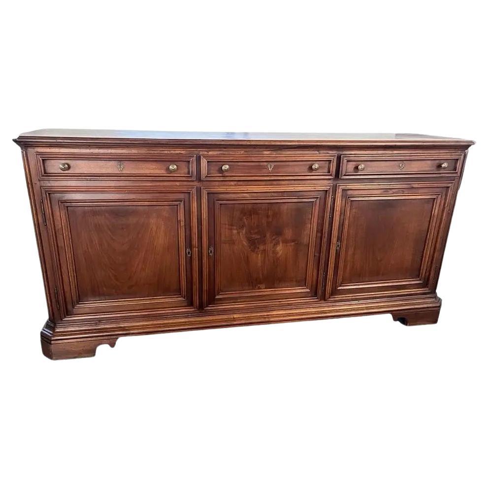 Italienisches Sideboard/Buffet-/Anrichte aus Nussbaumholz, 19. Jahrhundert