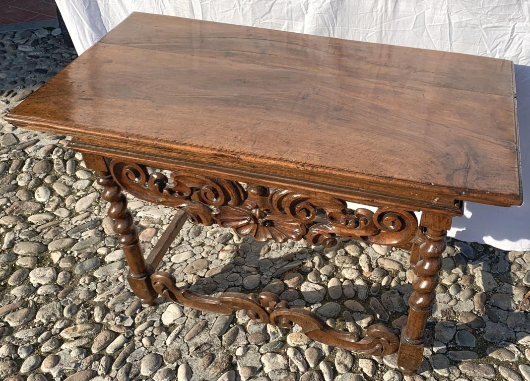 Baroque Italian Walnut Table Console, Italy 17th Century Wood Carved For Sale