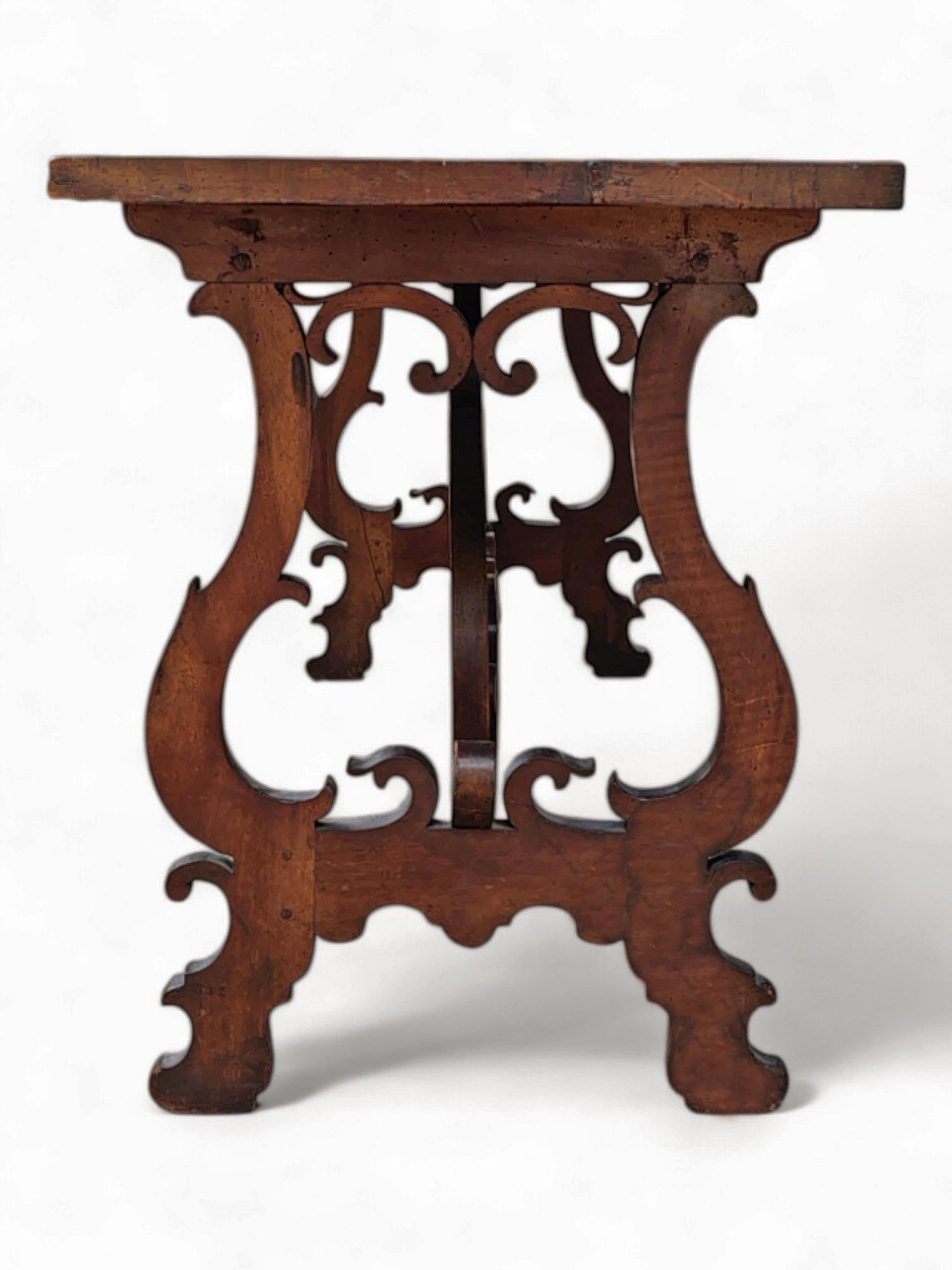 Mesa italiana de nogal 'Fratino' - Segunda mitad del siglo XVII en venta 9