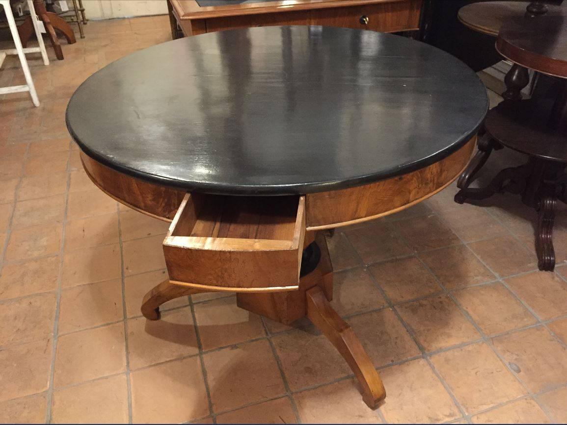 Neoclassical Italian Walnut Tripod Table with Black Coated Top from Early 20th Century