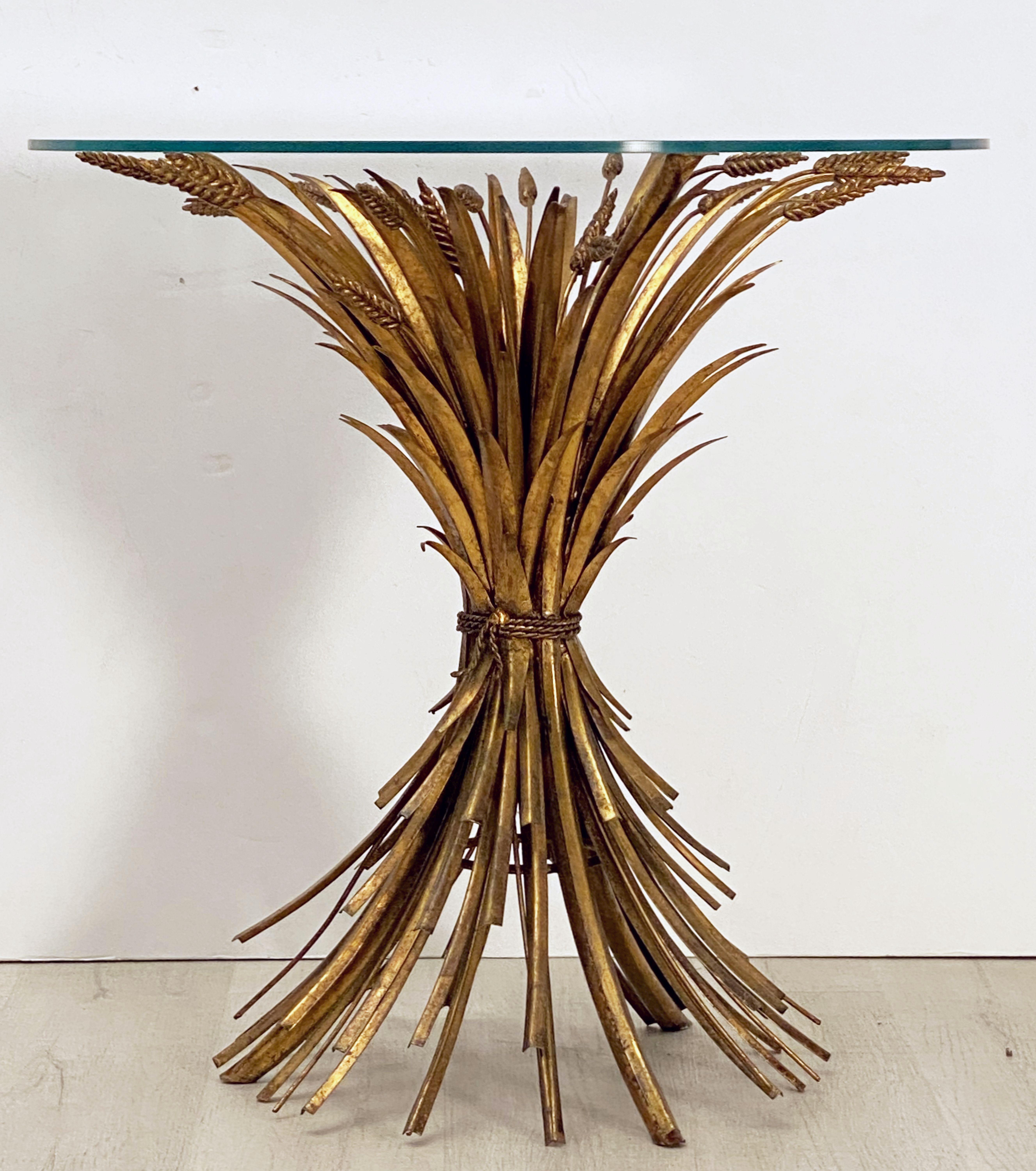 Gilt Italian Wheat Sheaf Cocktail Table and Chairs Set by S. Salvadori, Firenze