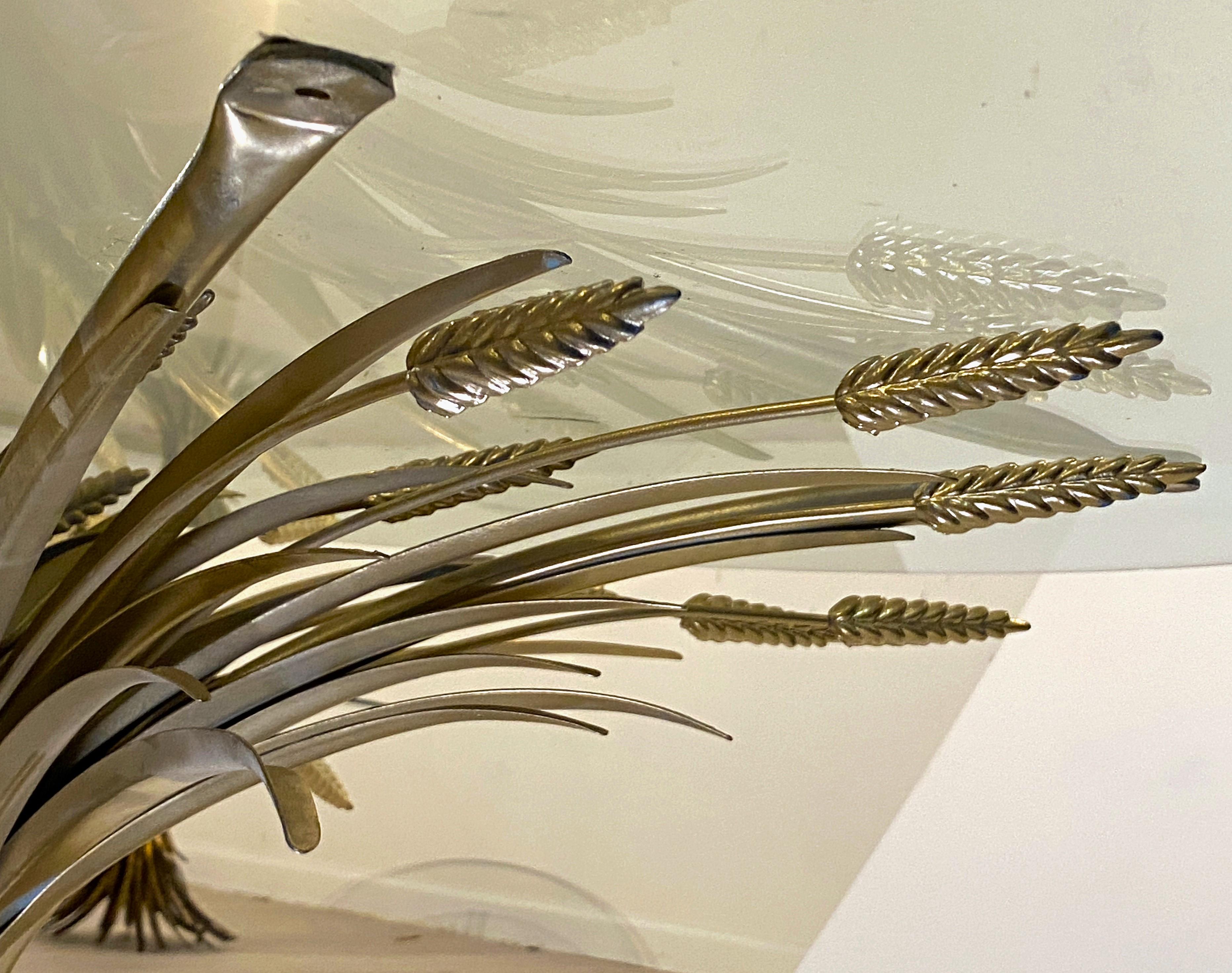 Italian Wheat Sheaf Low Table of Gilt Metal with Round Top of Glass 6